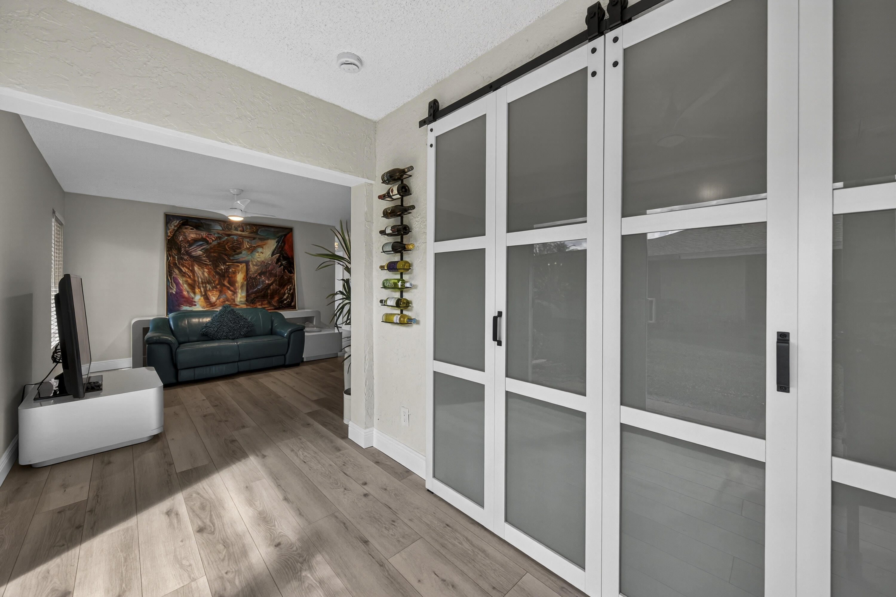 WHISPER WALK - Residential