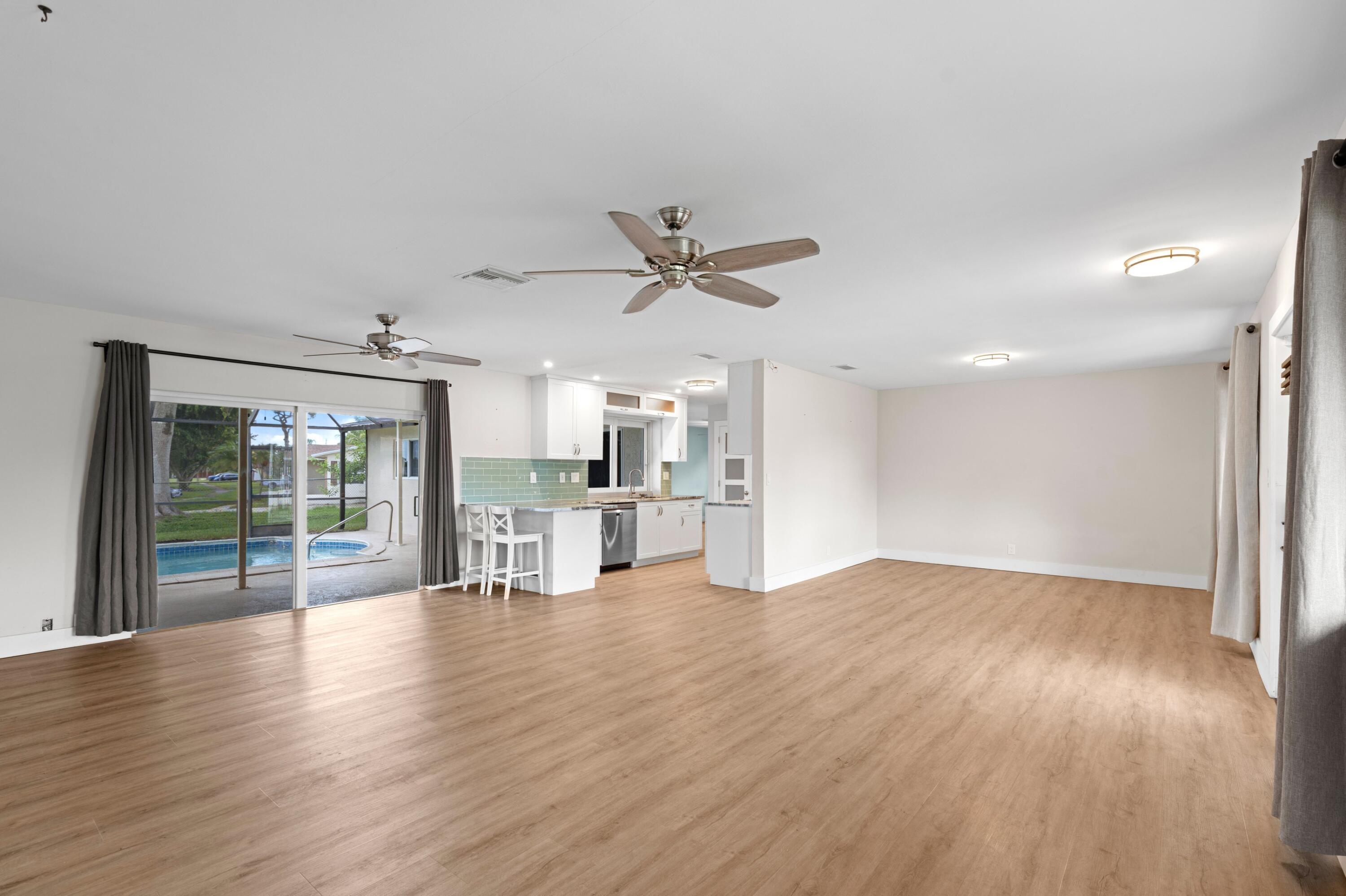 4100 NW 7th Street, Coconut Creek, FL, 33066/$635,000 4 4100 NW 7th Street