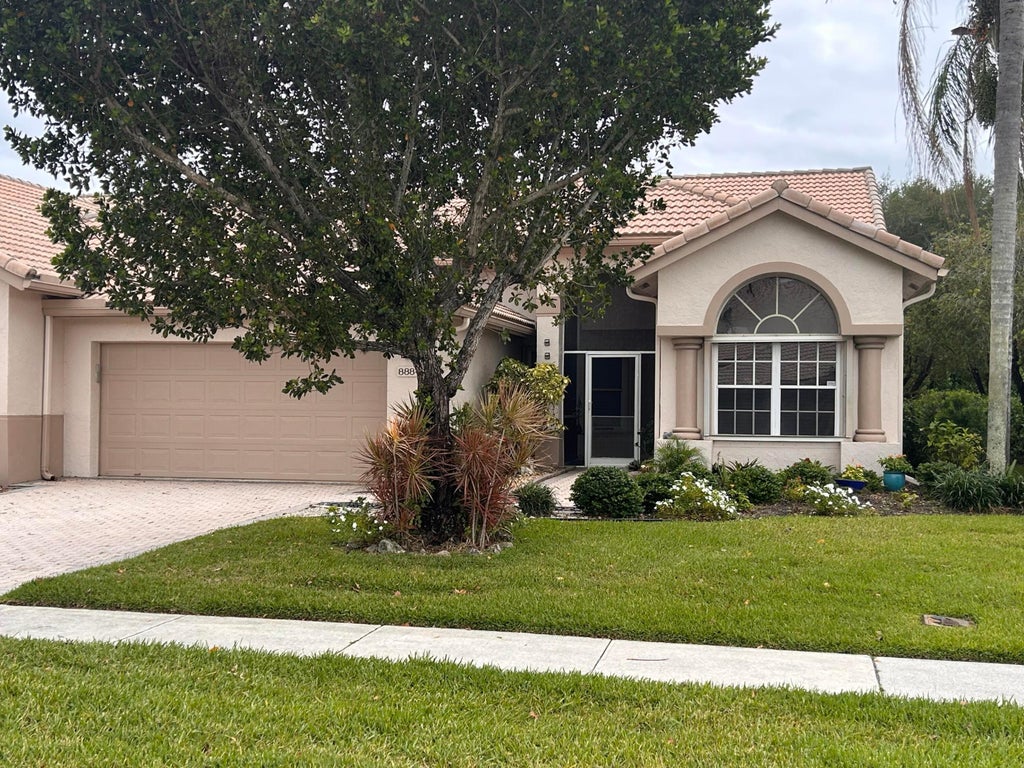 Photo of 8884 Shoal Creek Lane, Boynton Beach, FL 33472 (MLS # B26051345)