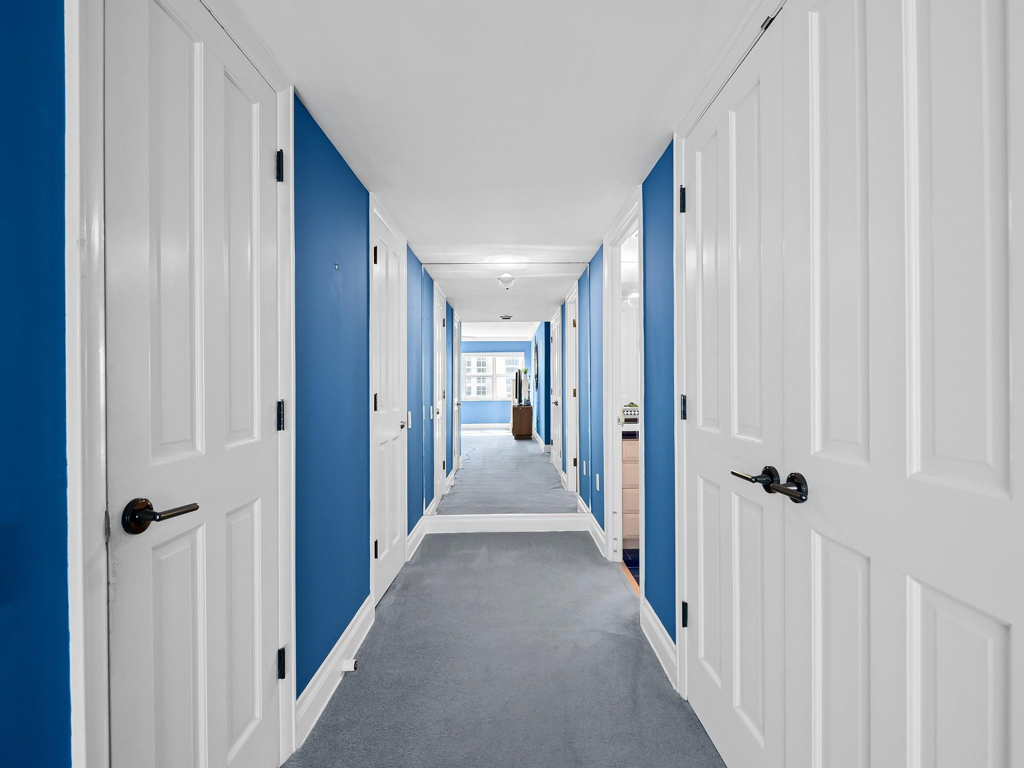 Southpoint Condominium - Residential