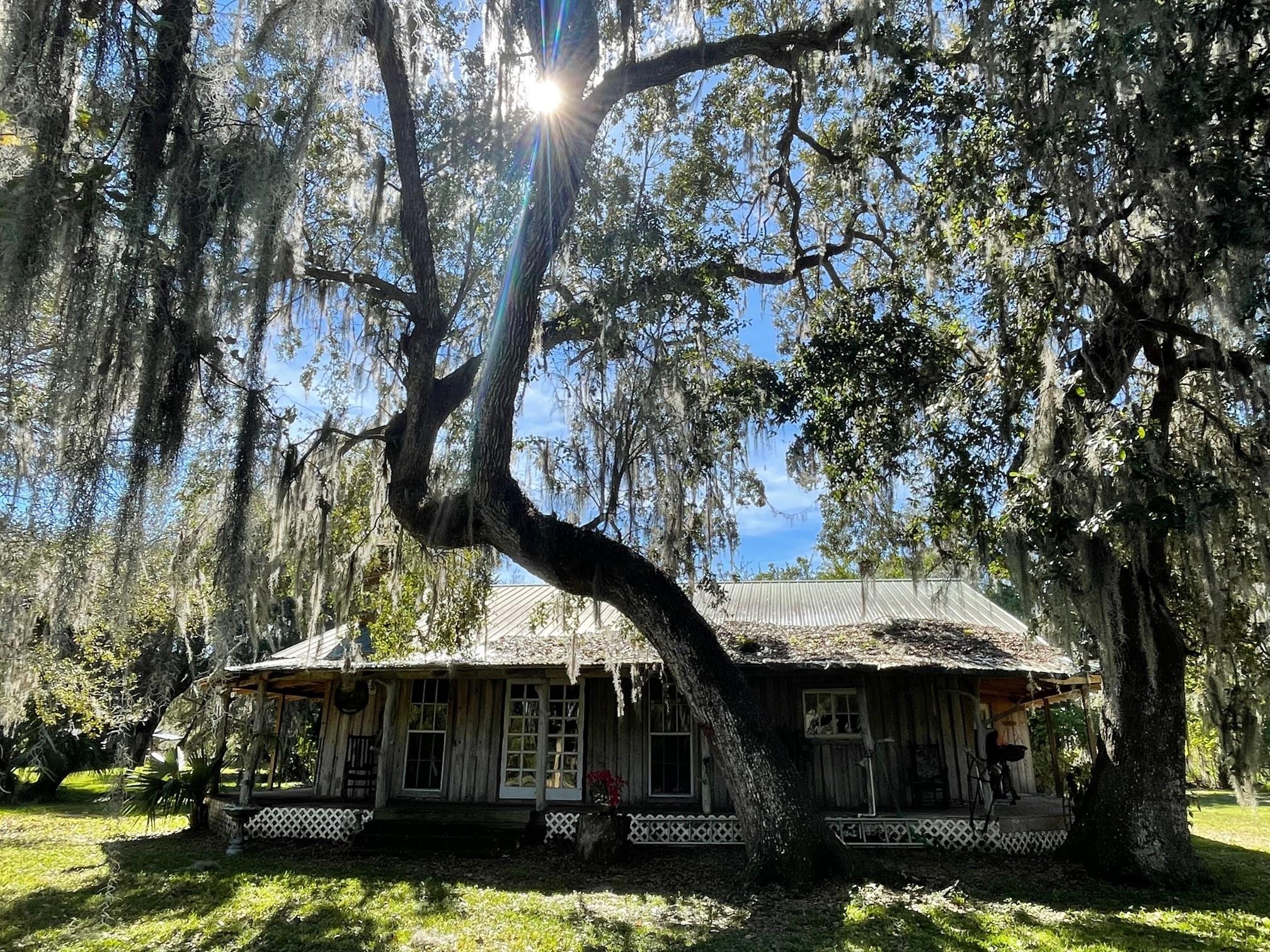 SOUTHERN COLONIZATION - Residential