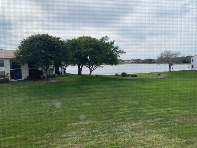 Lake Windwood Condo 01-14 - Residential Lease