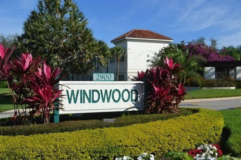 Lake Windwood Condo 01-14 - Residential Lease