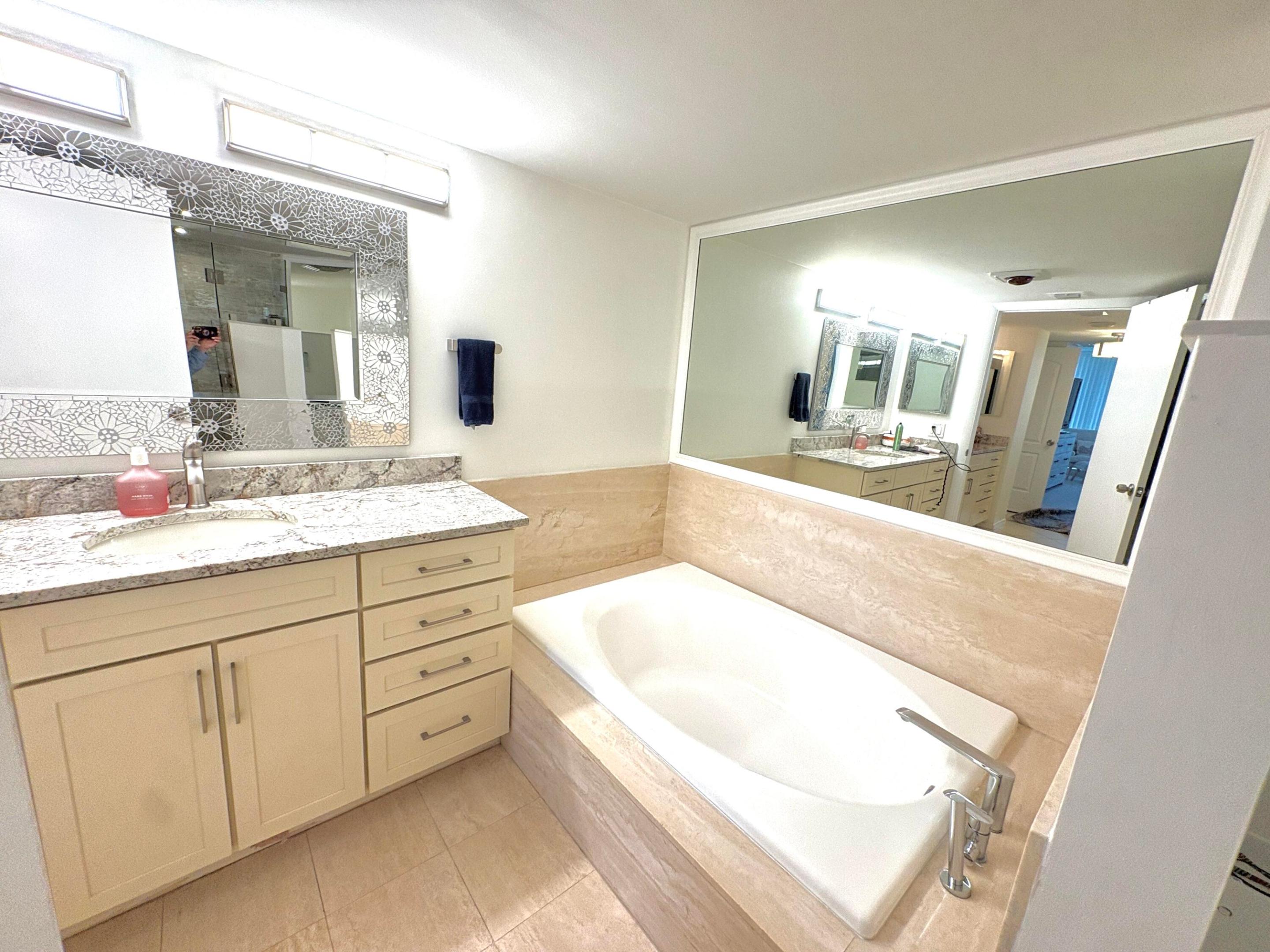 SEA RANCH CLUB OF BOCA II CONDO - Residential