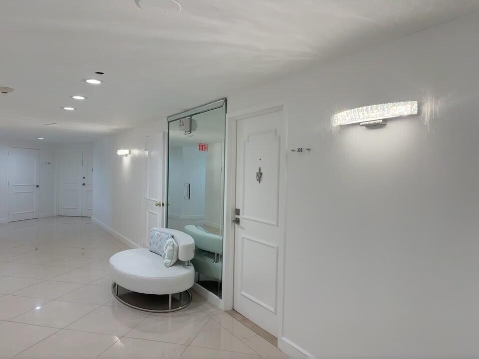 SEA RANCH CLUB OF BOCA II CONDO - Residential