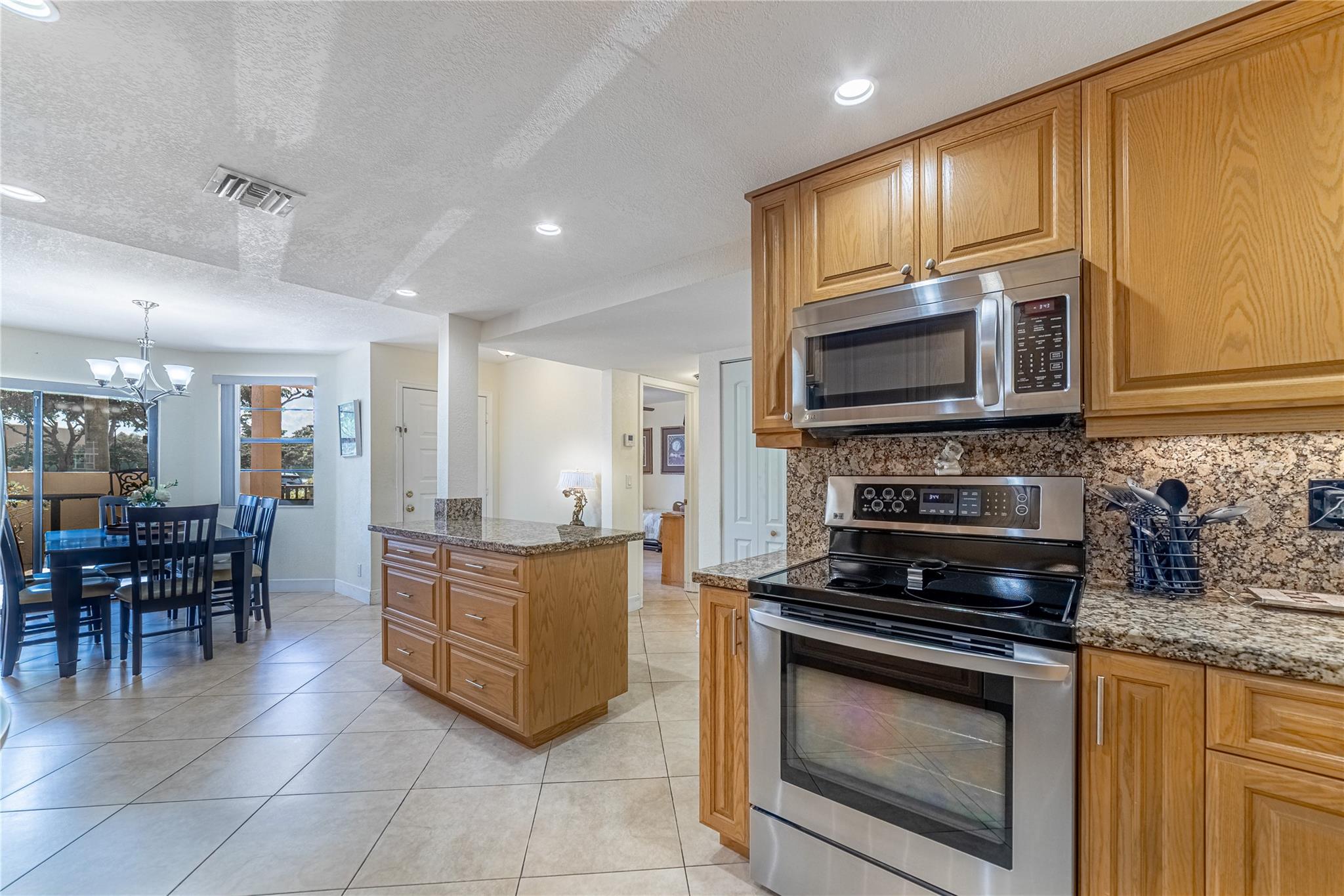 FAIRFAX - Residential
