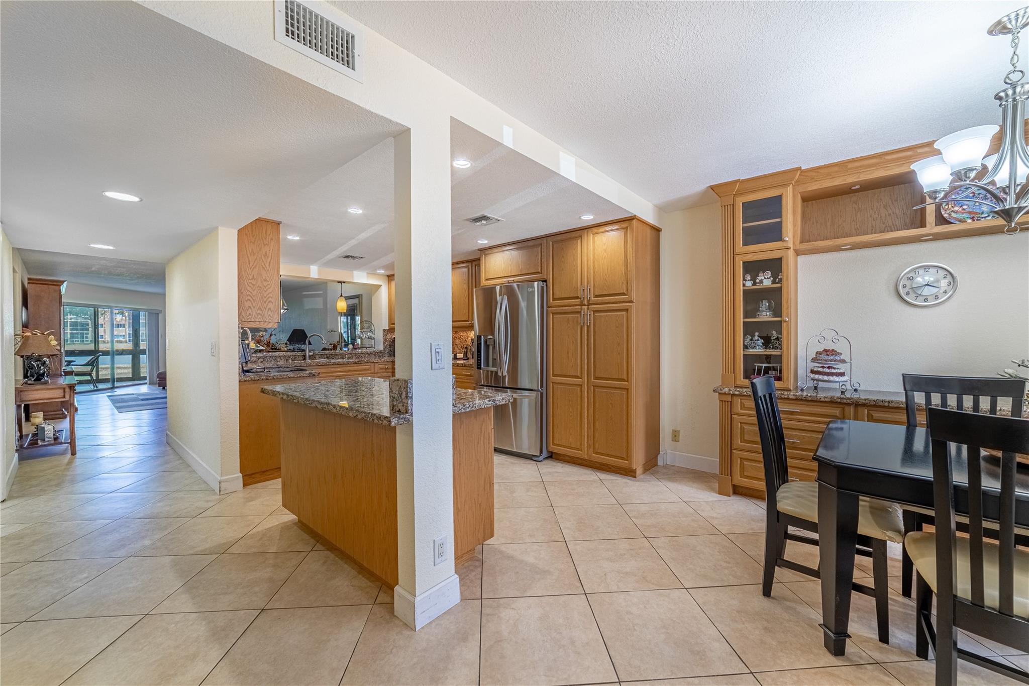 FAIRFAX - Residential