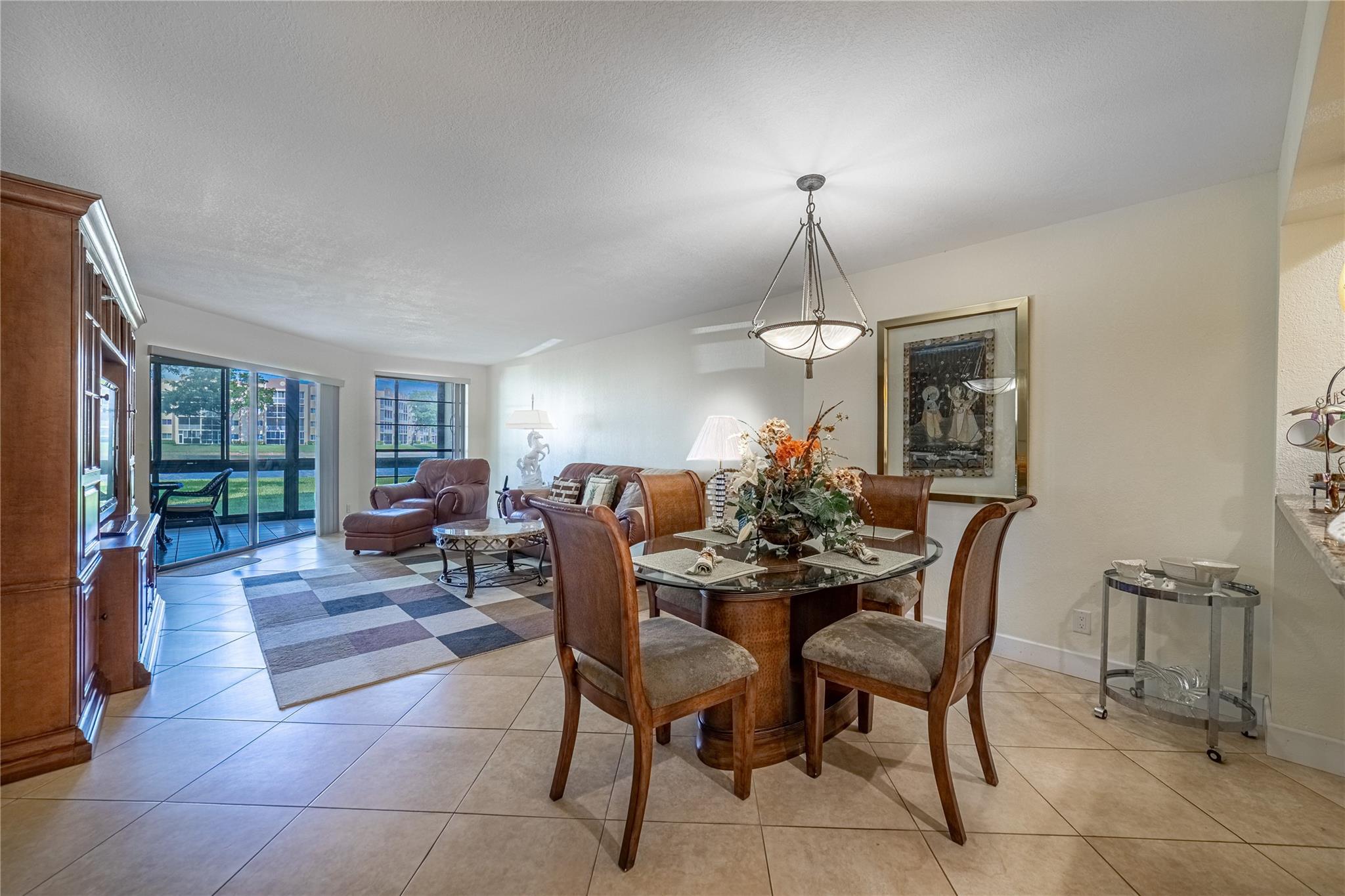 FAIRFAX - Residential