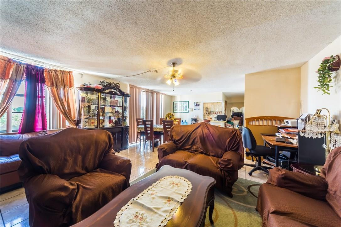 TREE GARDEN CONDO - Residential