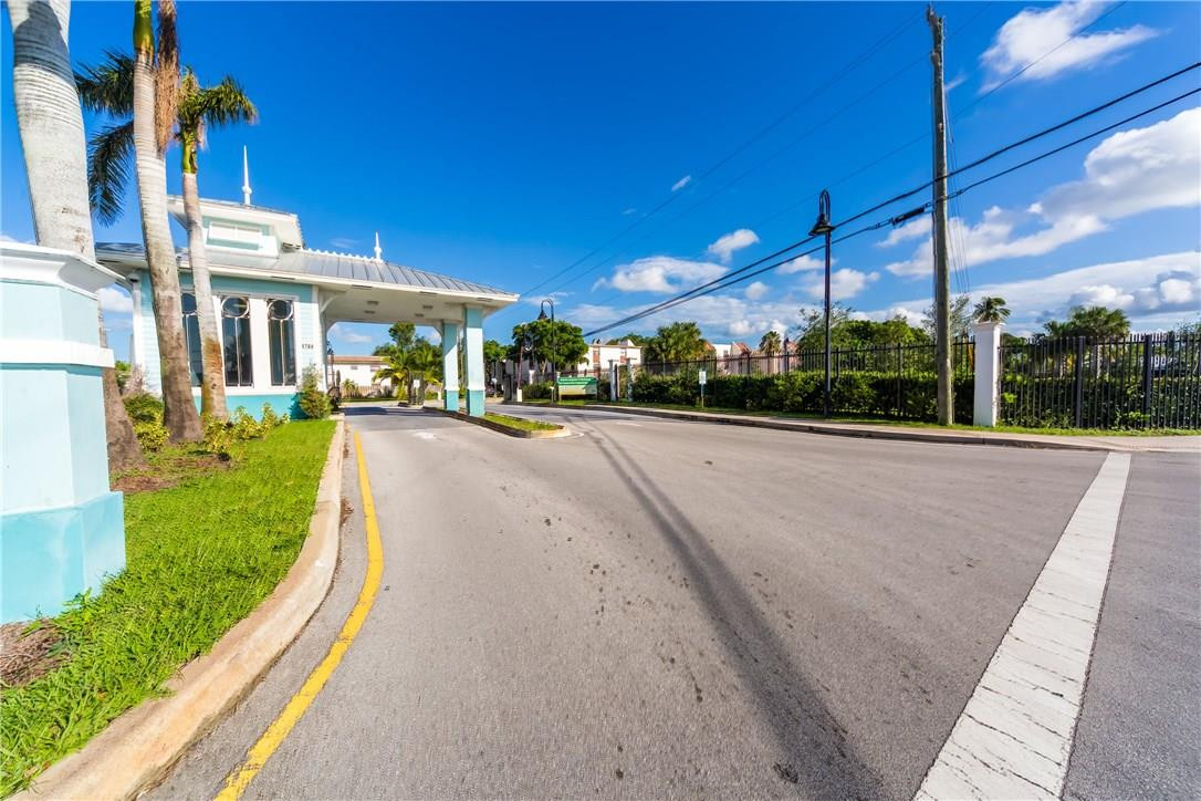 TREE GARDEN CONDO - Residential