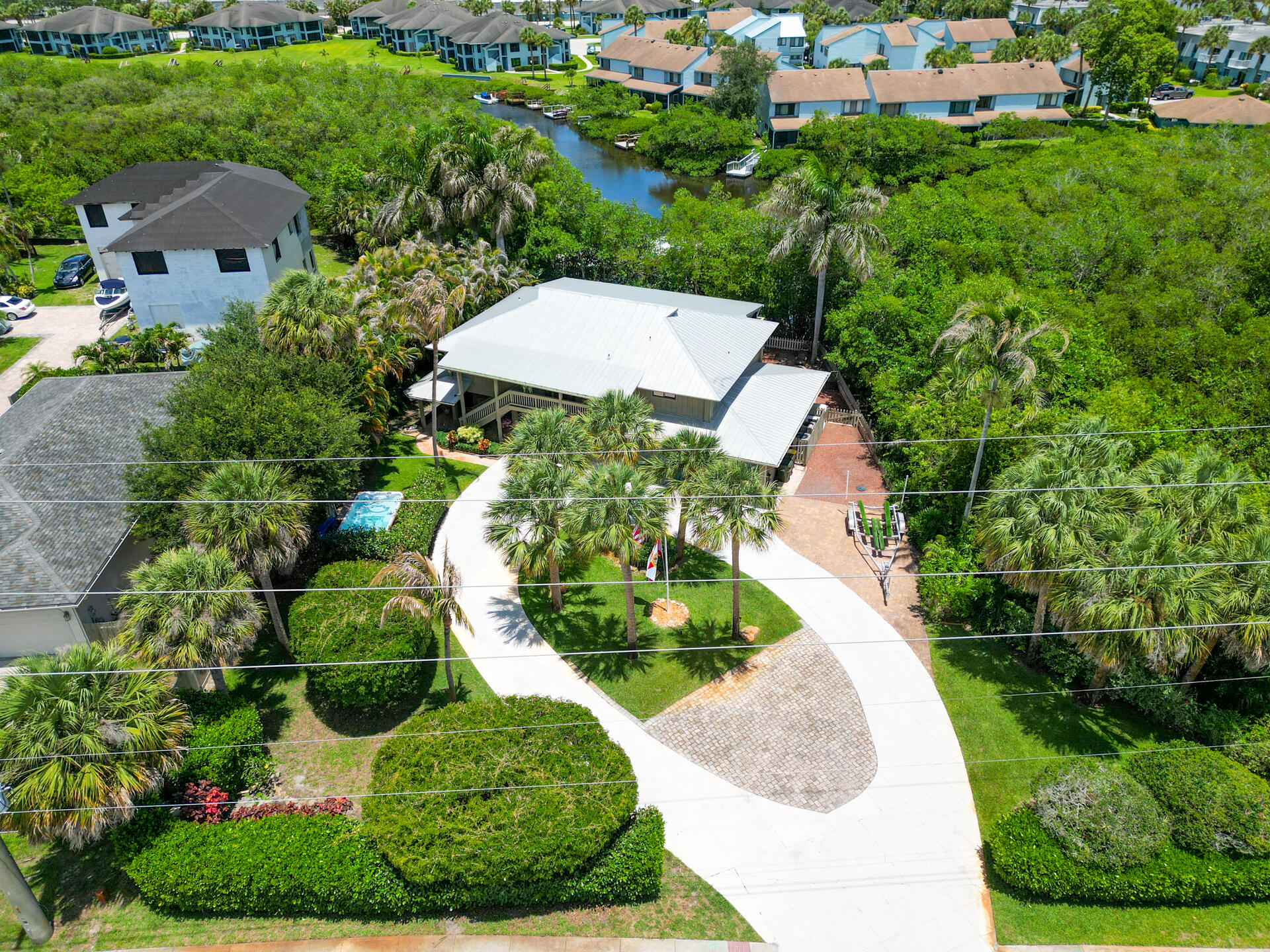 INDIAN GROVES - Residential