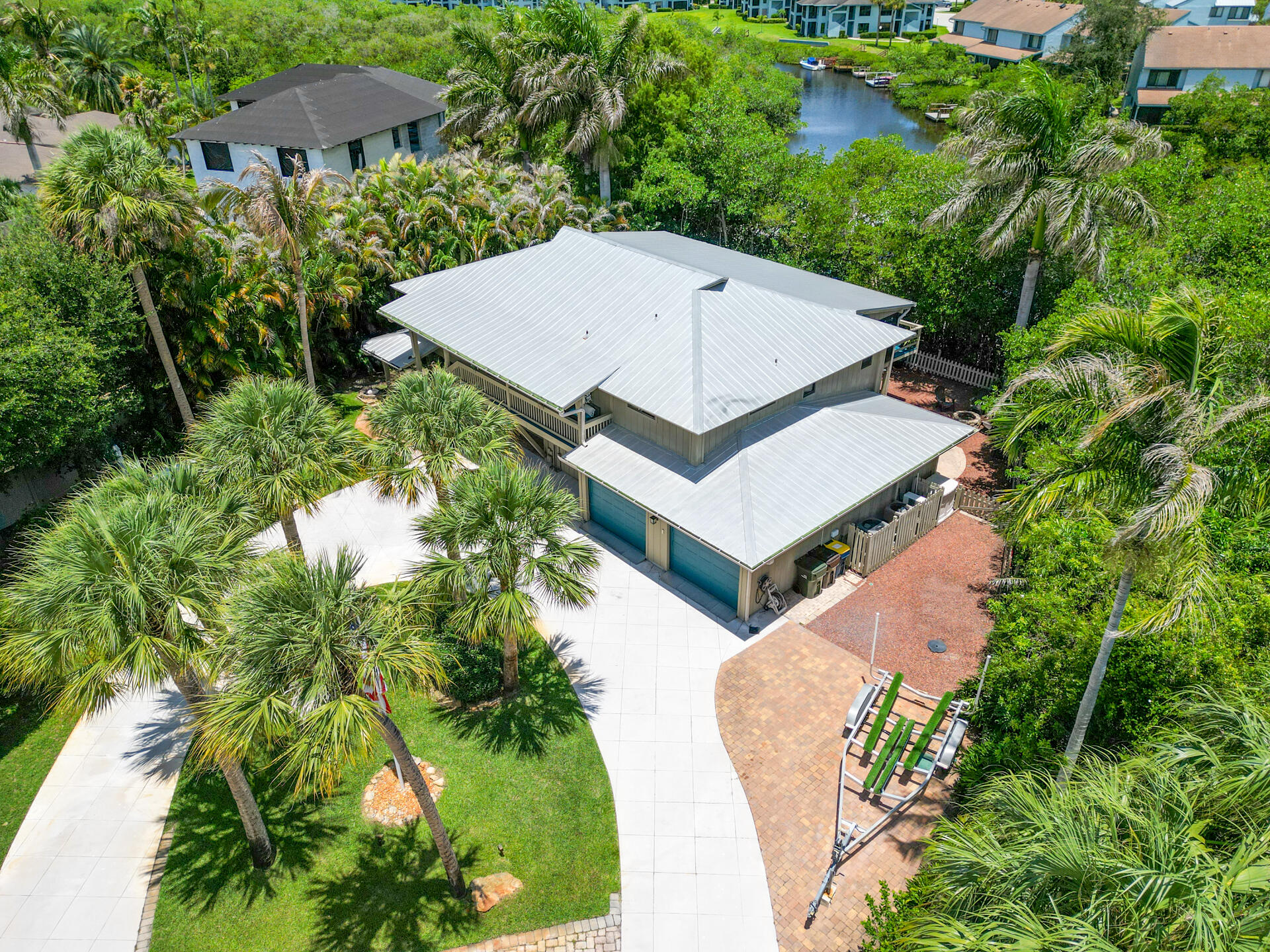 INDIAN GROVES - Residential