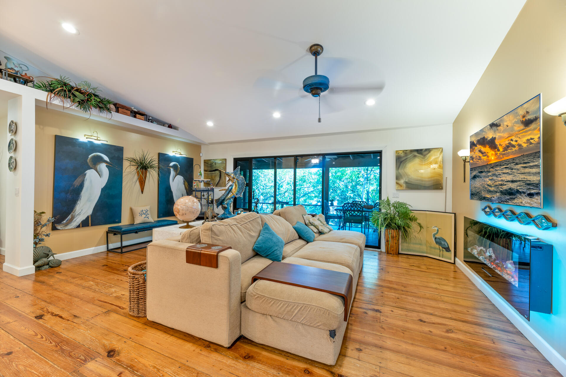 INDIAN GROVES - Residential