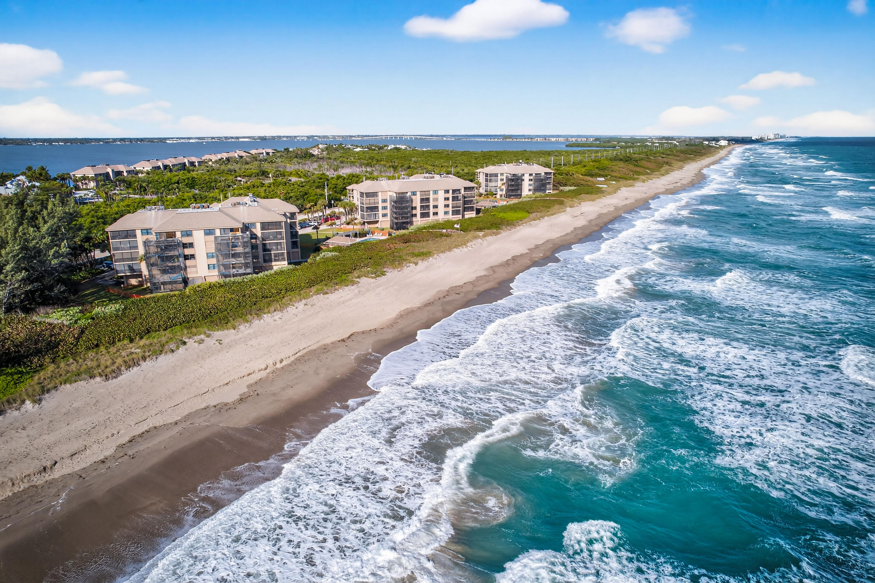 2491 NE Ocean Boulevard 106