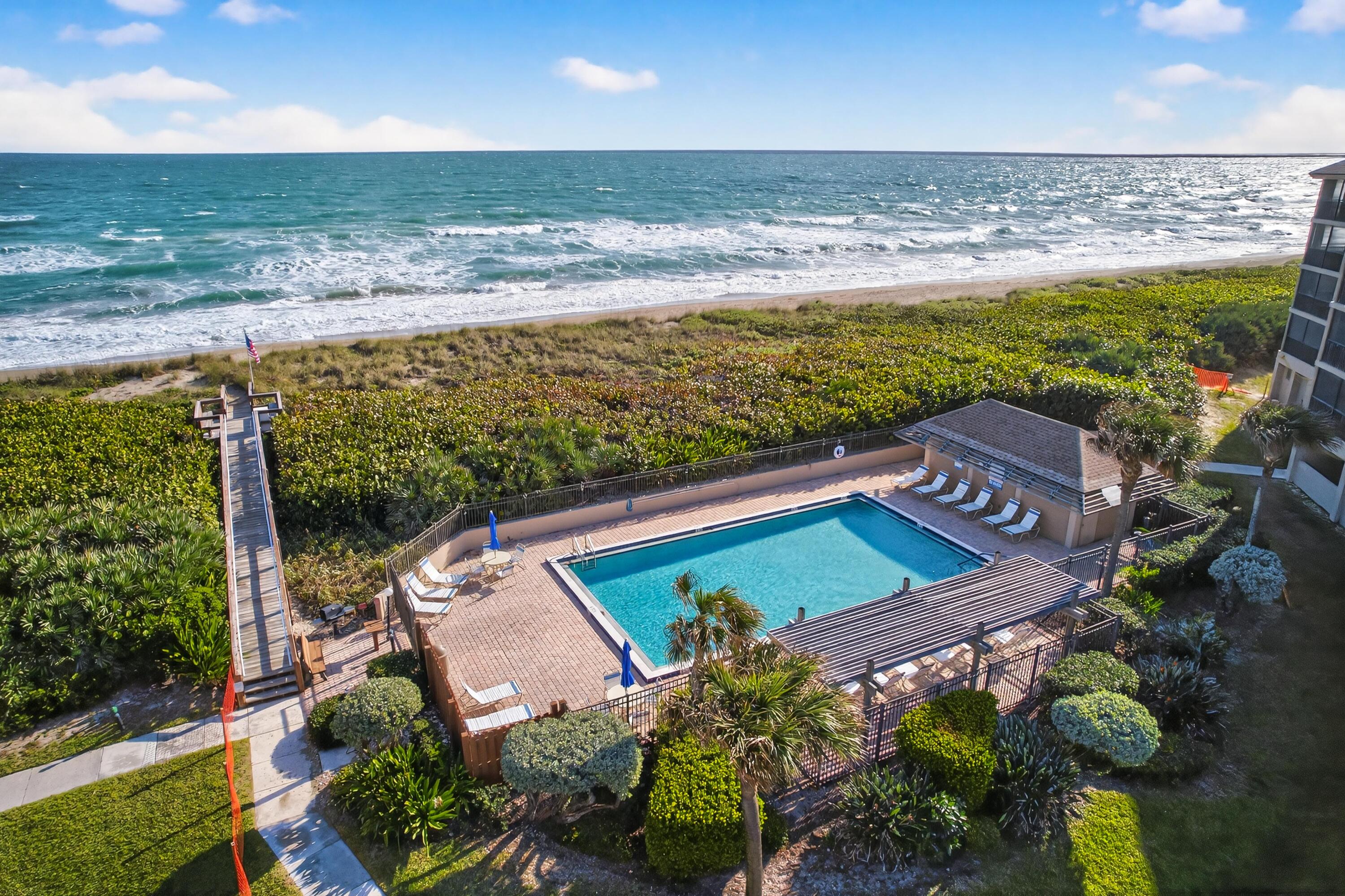 SANDPEBBLE CONDO - Residential