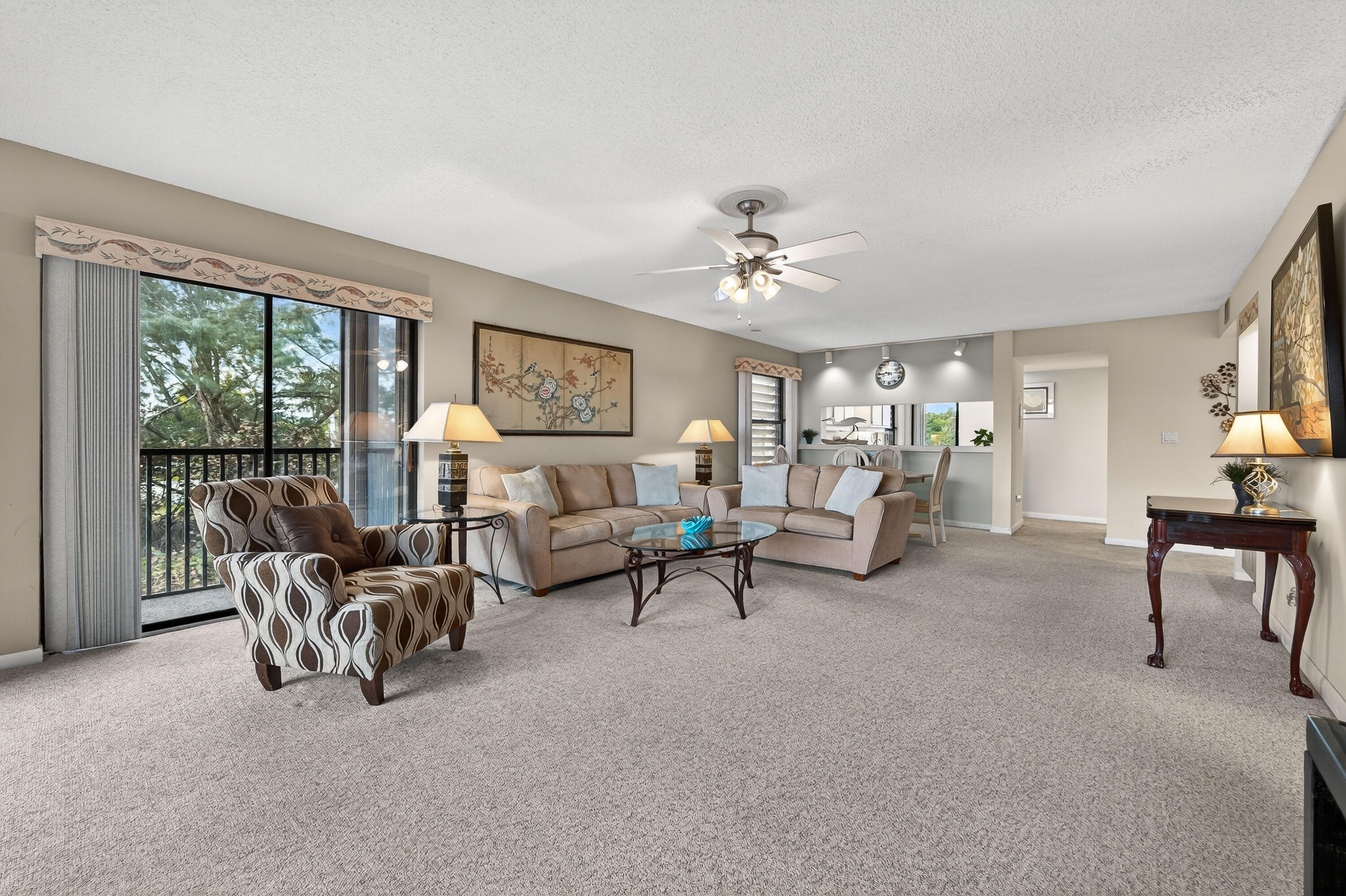 SANDPEBBLE CONDO - Residential