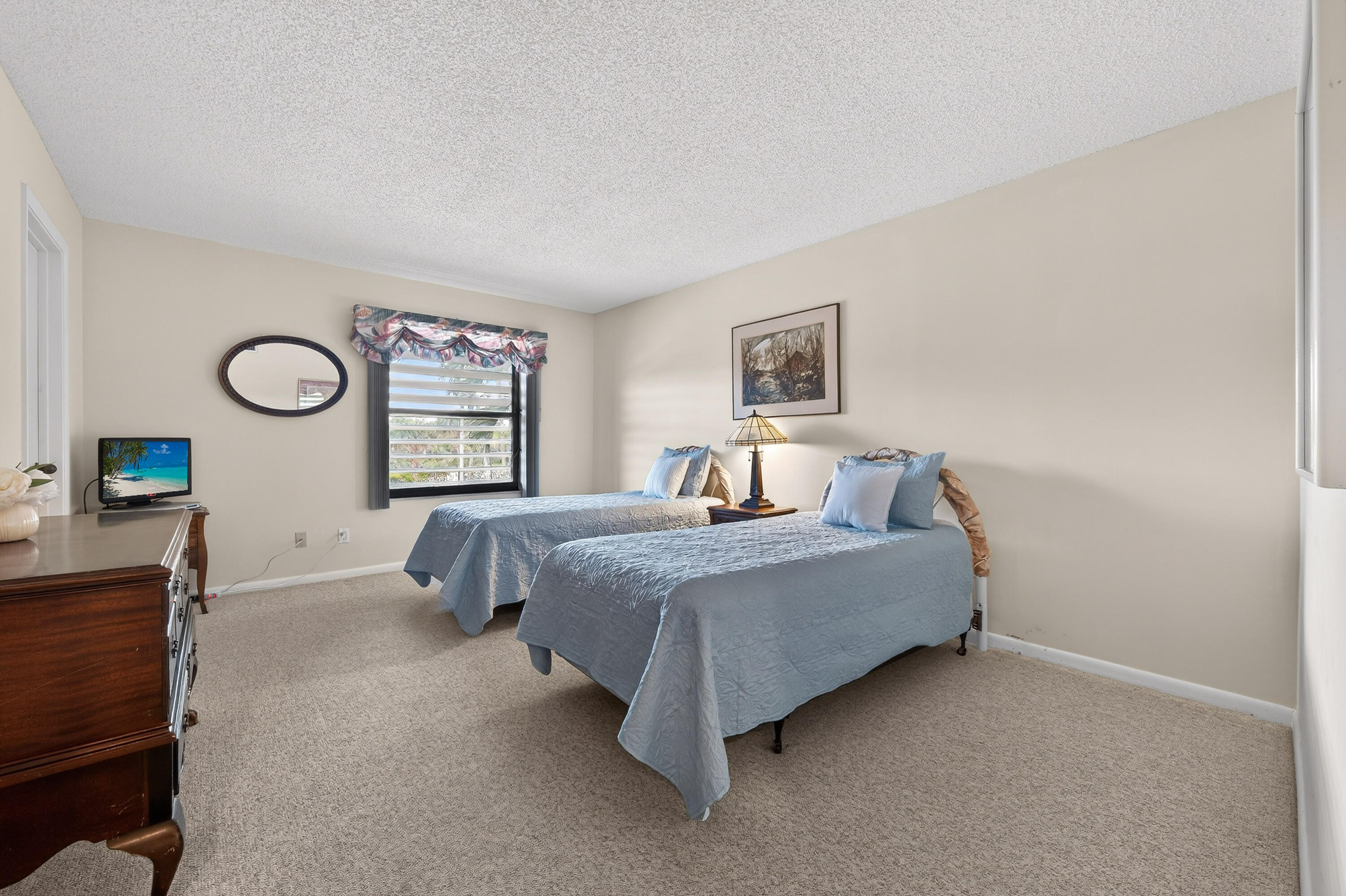 SANDPEBBLE CONDO - Residential