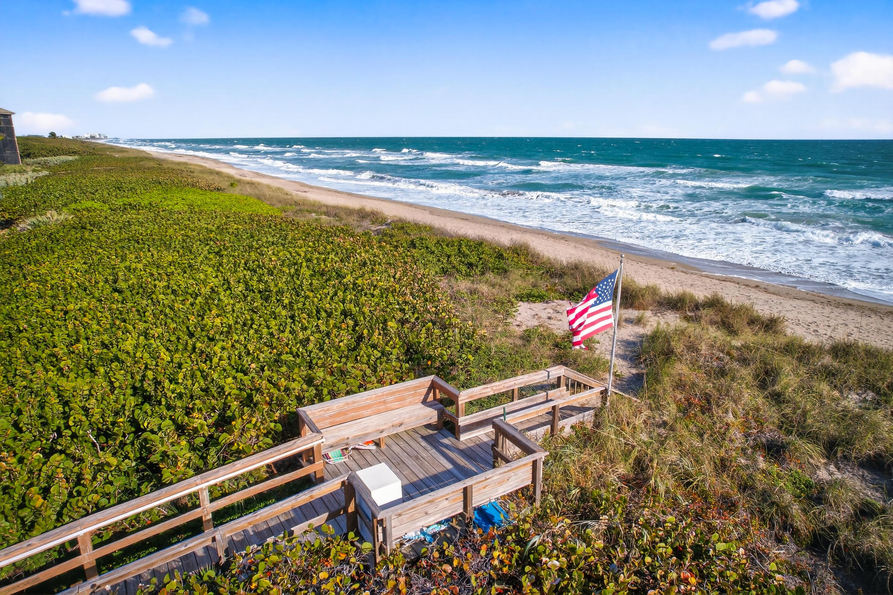 SANDPEBBLE CONDO - Residential