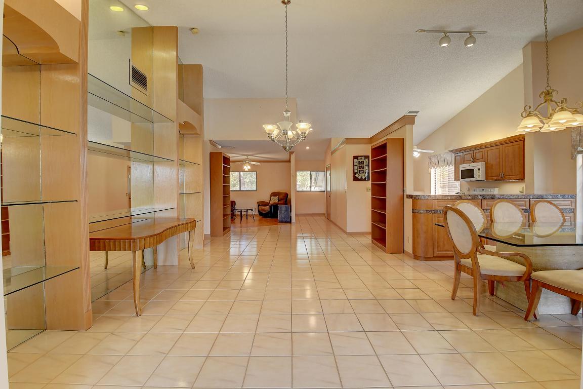 Palm Chase Lakes - Residential