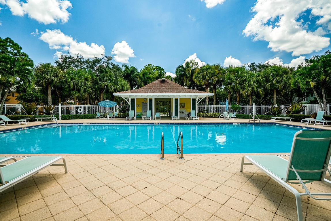 WINDSOR PARK AT ABACOA PL - Residential