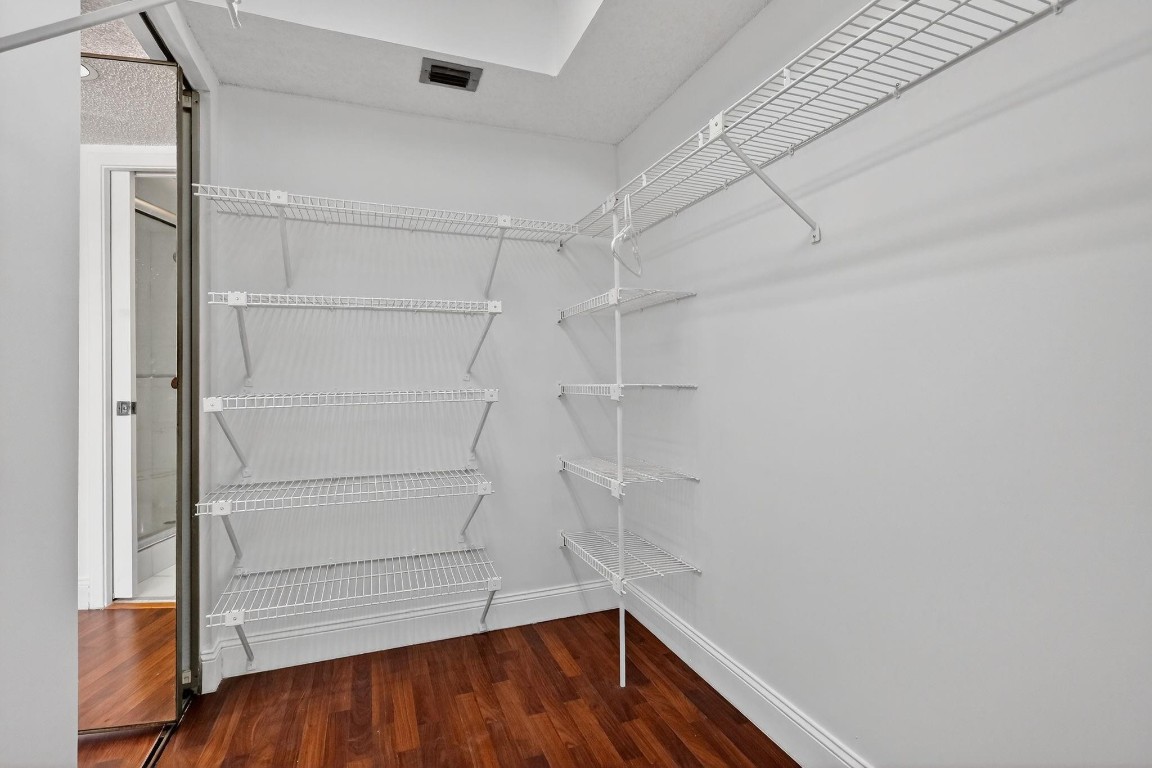 BUCKINGHAM - Residential