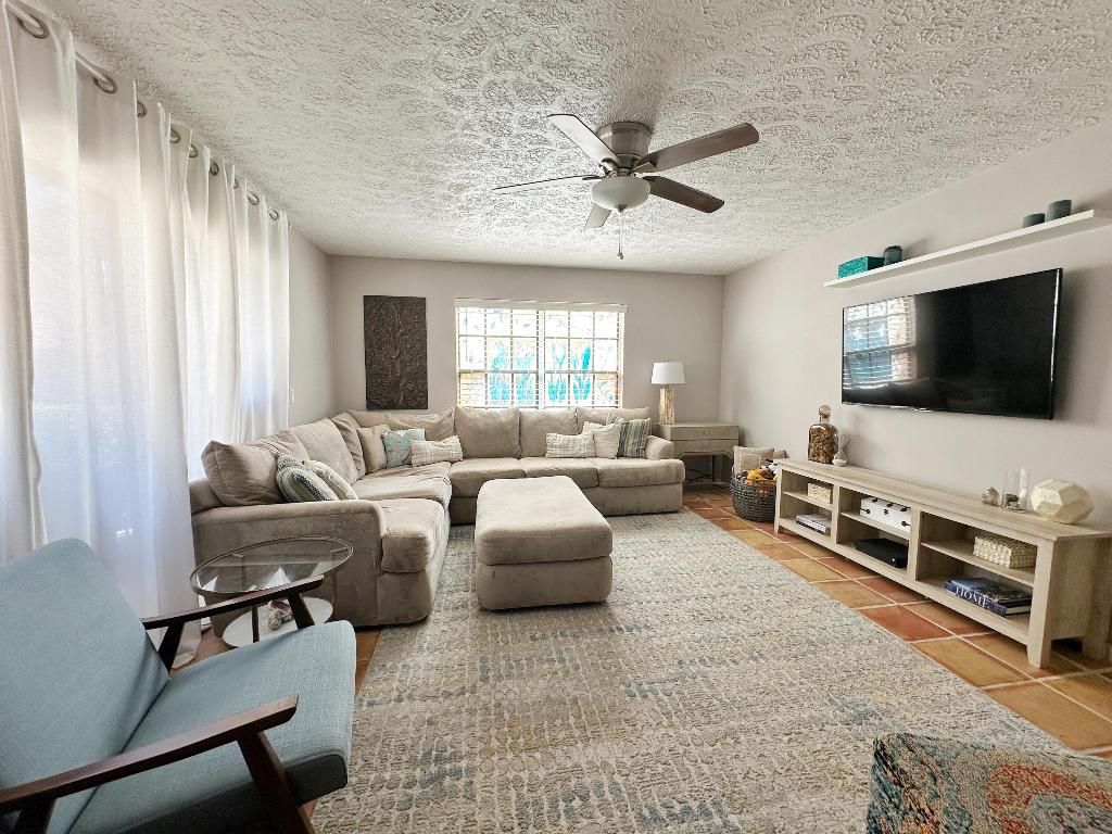 Photo of 7405 SE Jamestown Terrace #Bldg 17, Hobe Sound, FL 33455 (MLS # R11101980)