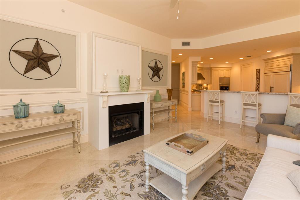 BELLARIA CONDO - Residential