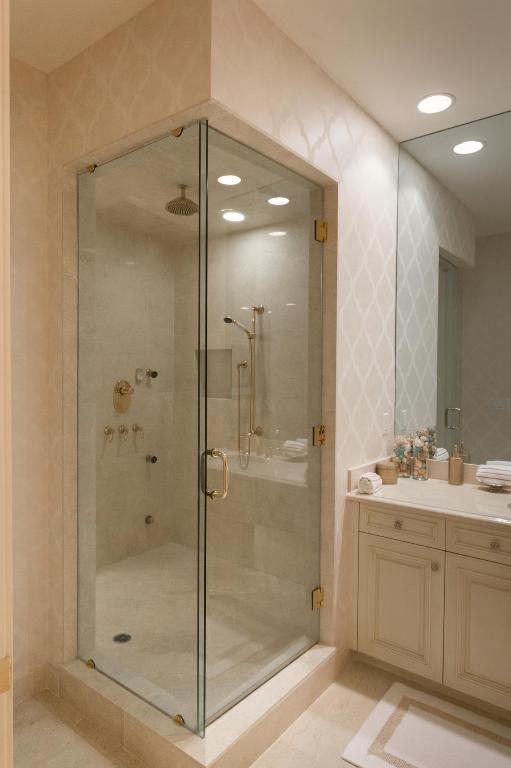 BELLARIA CONDO - Residential