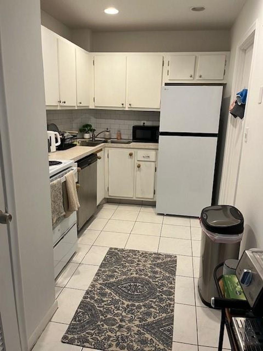 Photo of 1950 N Andrews Avenue #210D, Fort Lauderdale, FL 33311 (MLS # F10550468)