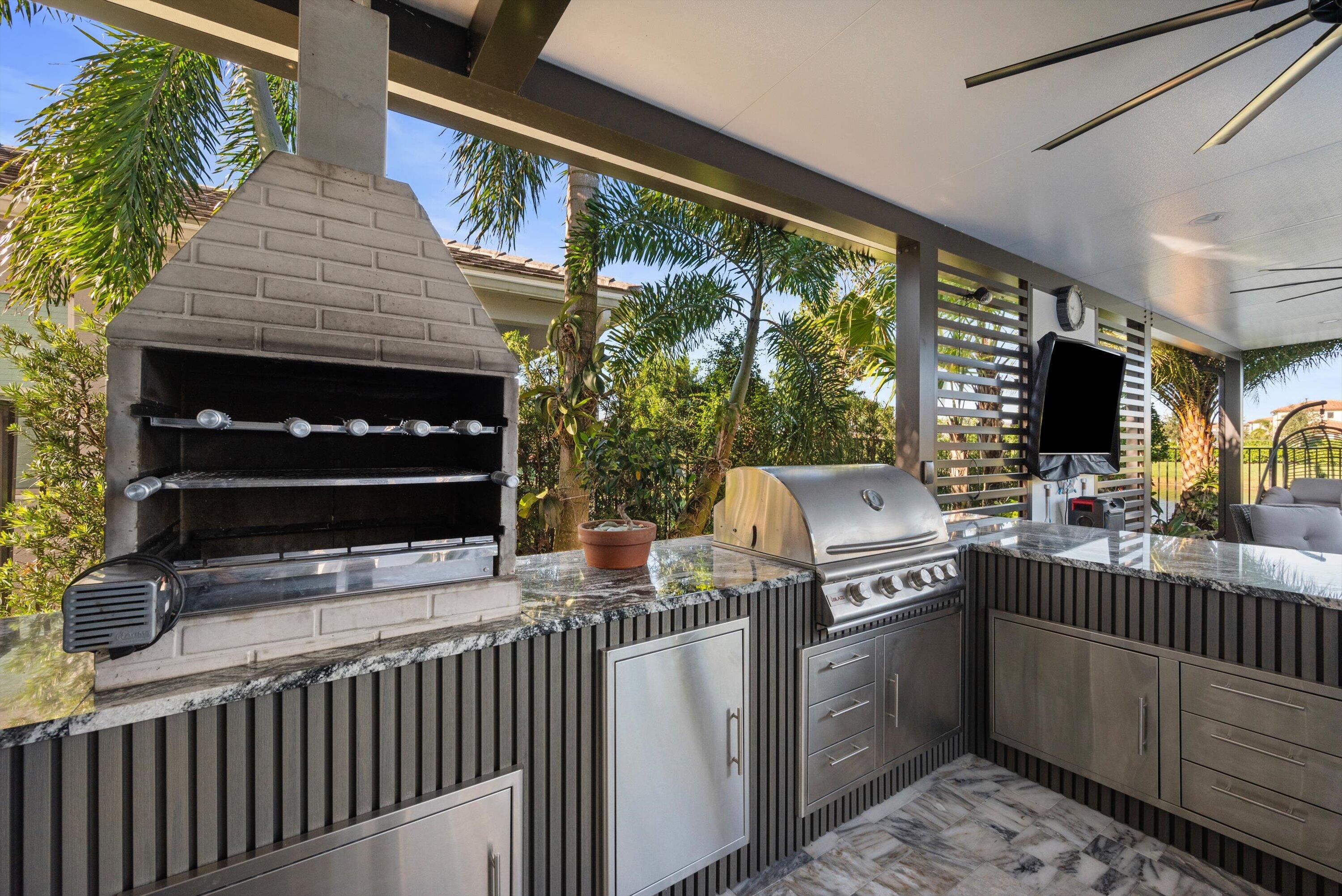 GROVES OF WESTLAKE - Residential