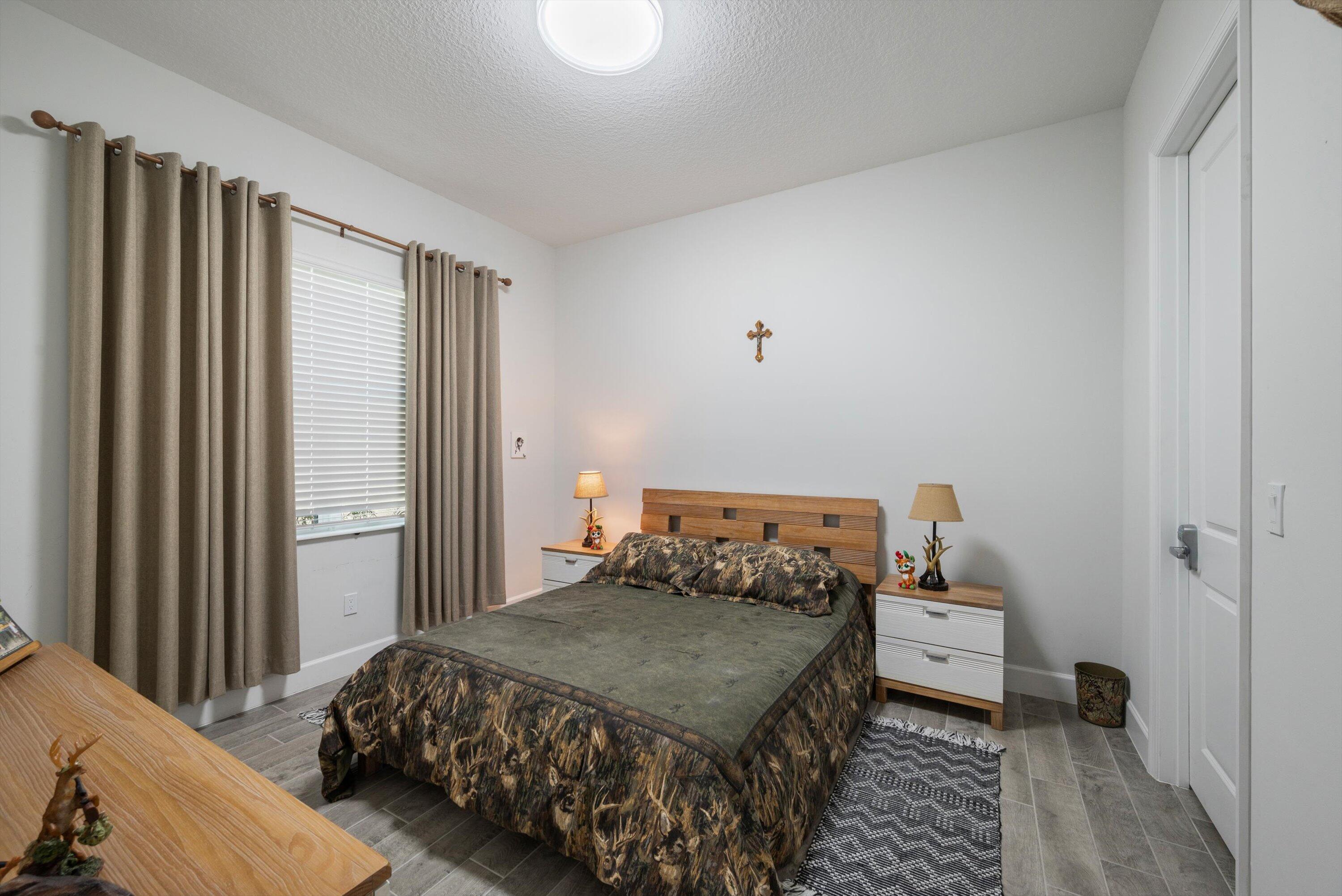 GROVES OF WESTLAKE - Residential