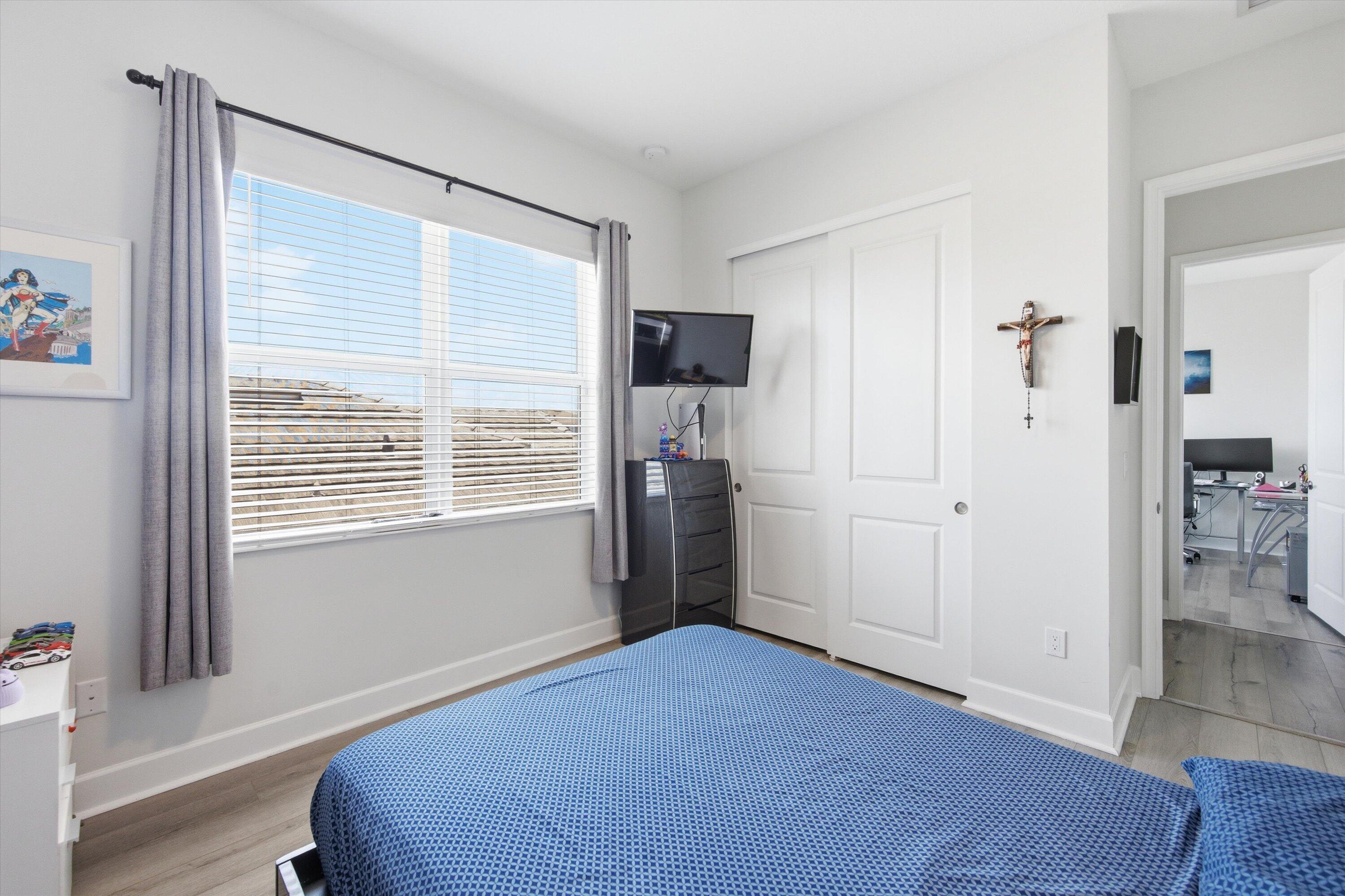 GROVES OF WESTLAKE - Residential