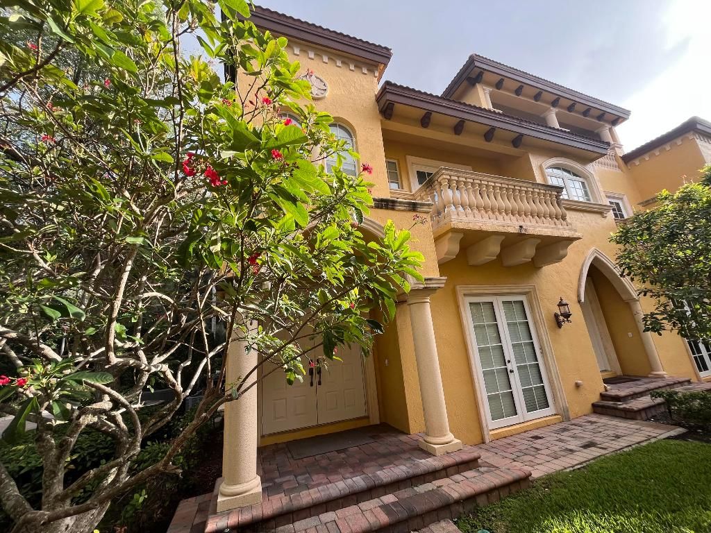 Photo of 445 NE 69th Circle, Boca Raton, FL 33487 (MLS # R11077496)
