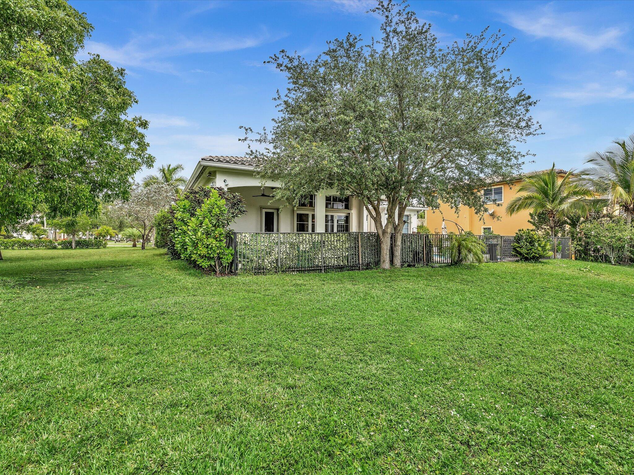 HERON BAY NORTHEAST - Residential
