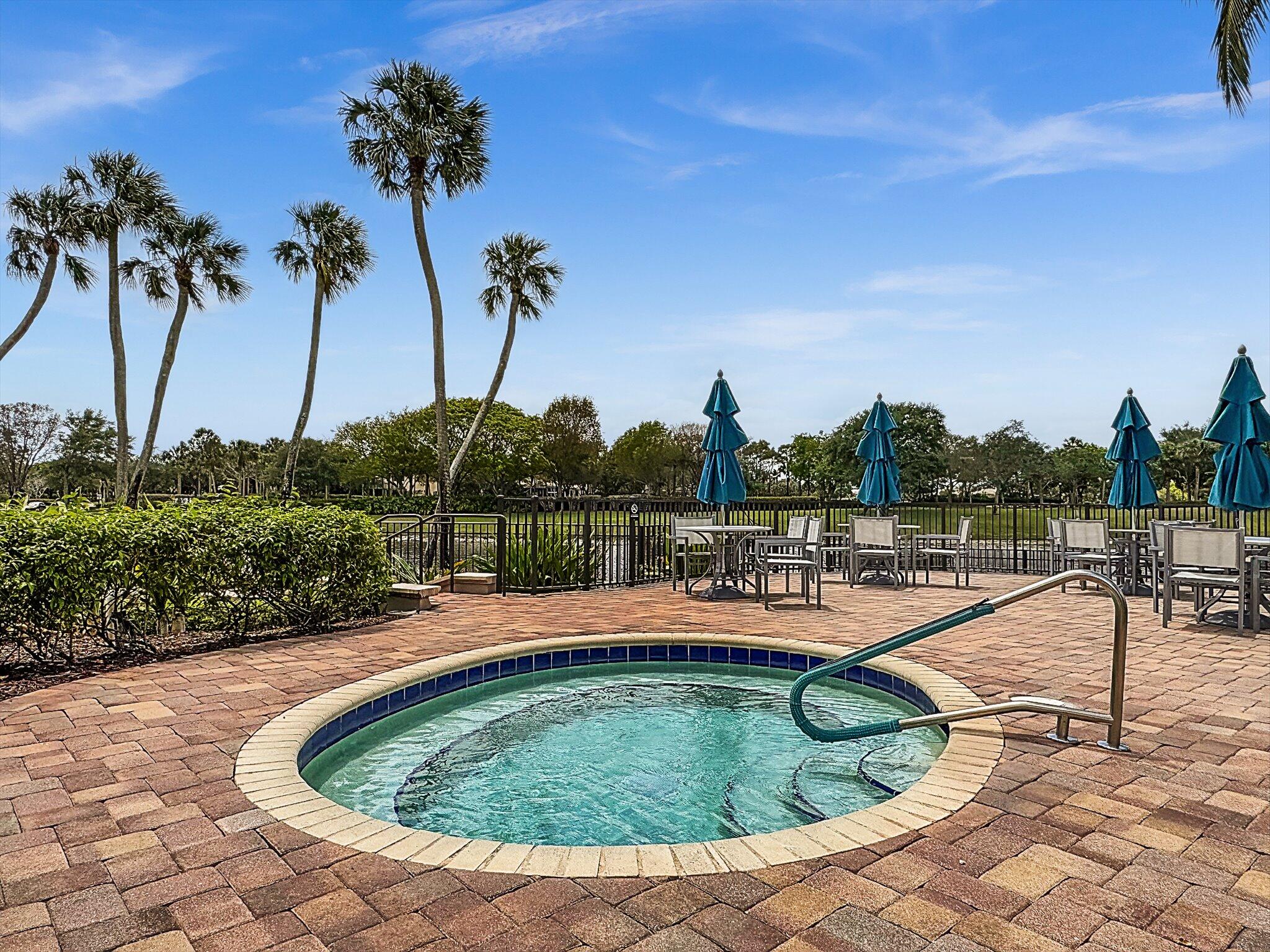 HERON BAY NORTHEAST - Residential