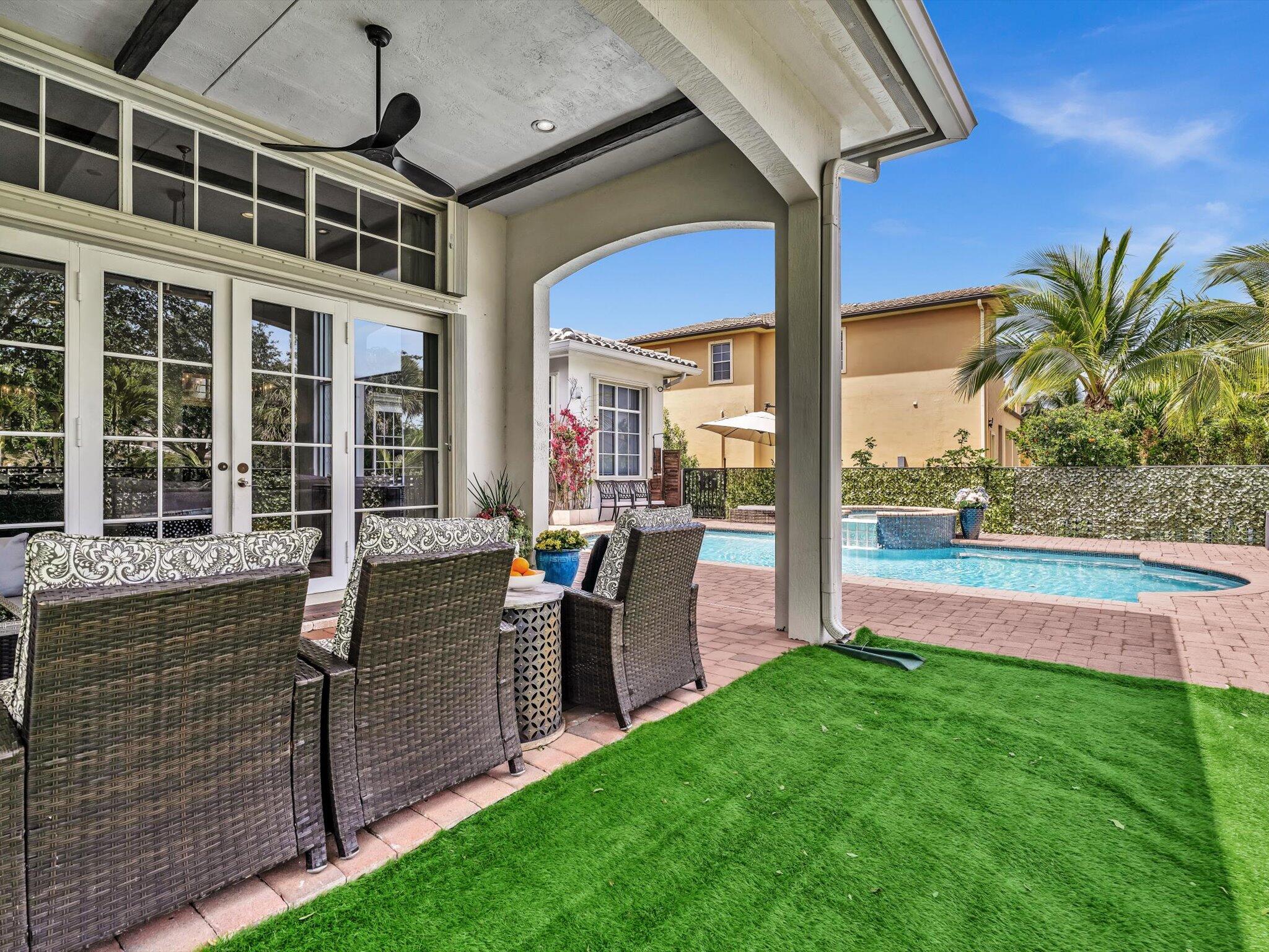 HERON BAY NORTHEAST - Residential