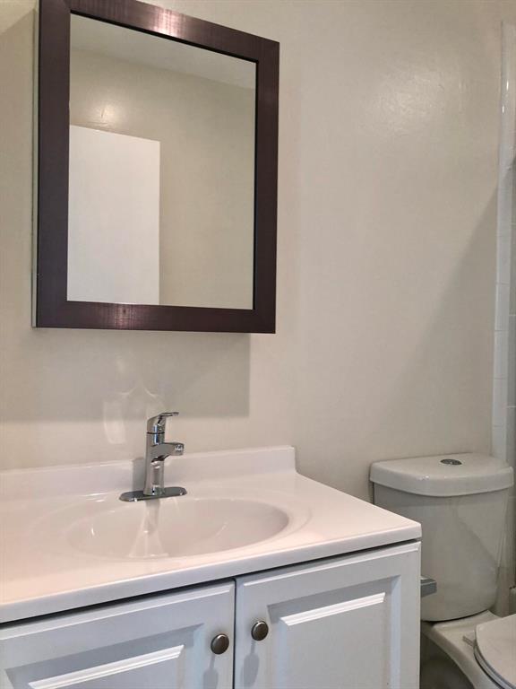 KINGS POINT CAPRI CONDOS - Residential