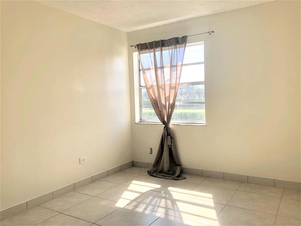 KINGS POINT CAPRI CONDOS - Residential