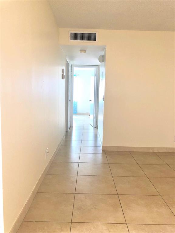 KINGS POINT CAPRI CONDOS - Residential