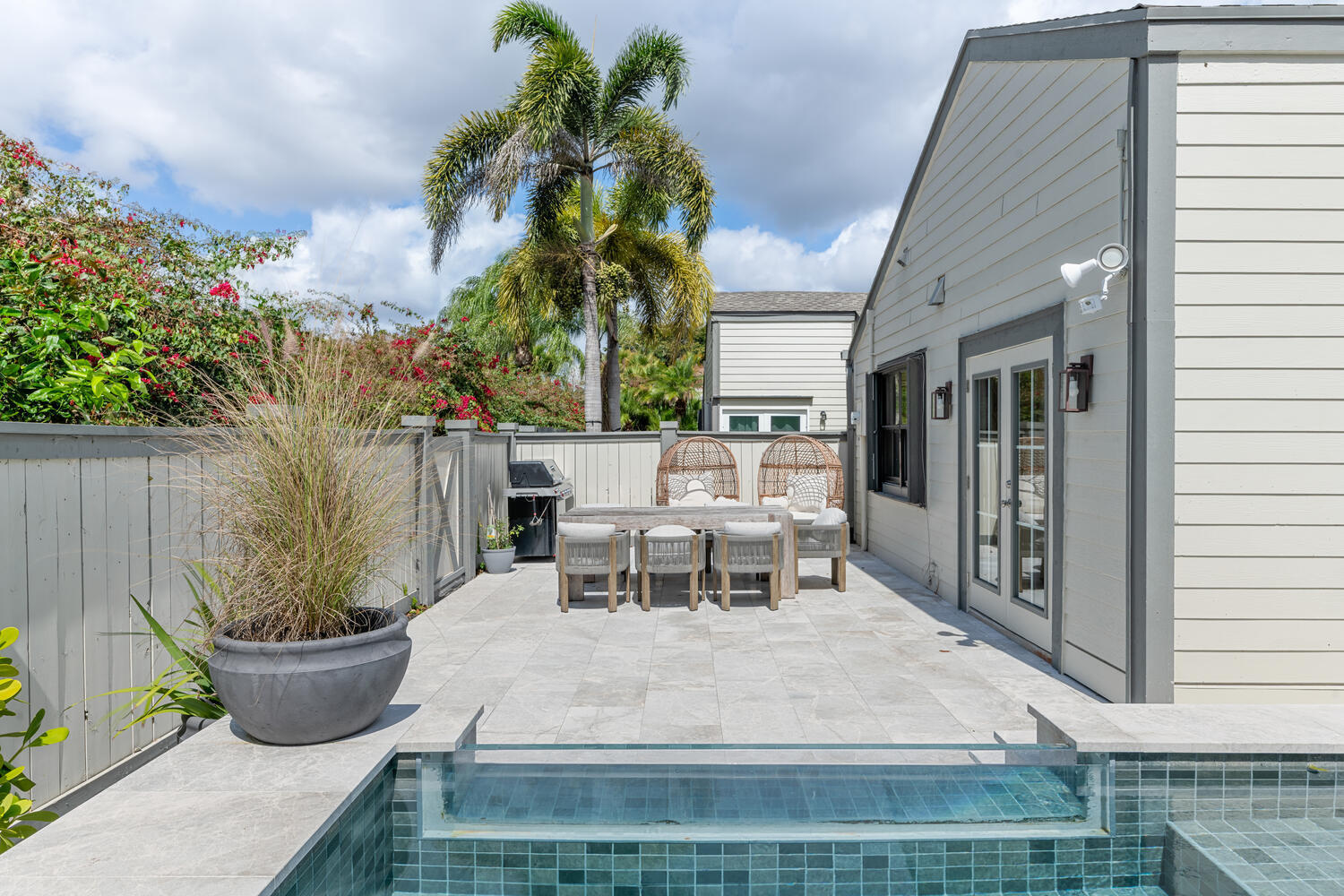 BEDFORD MEWS AT WELLINGTON - Residential