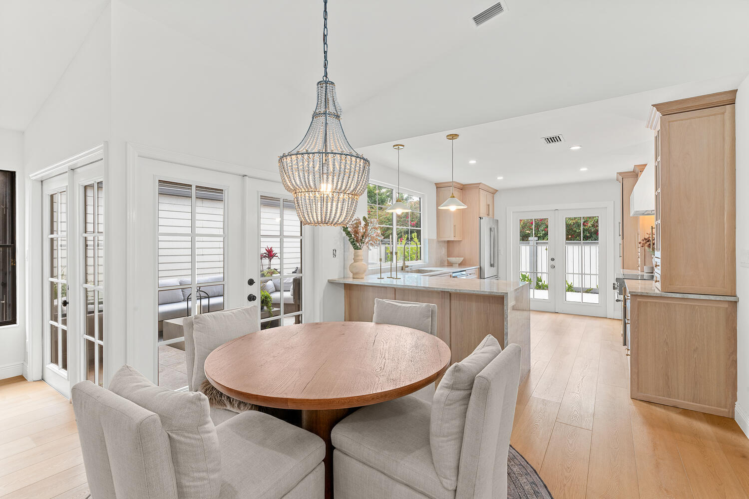 BEDFORD MEWS AT WELLINGTON - Residential