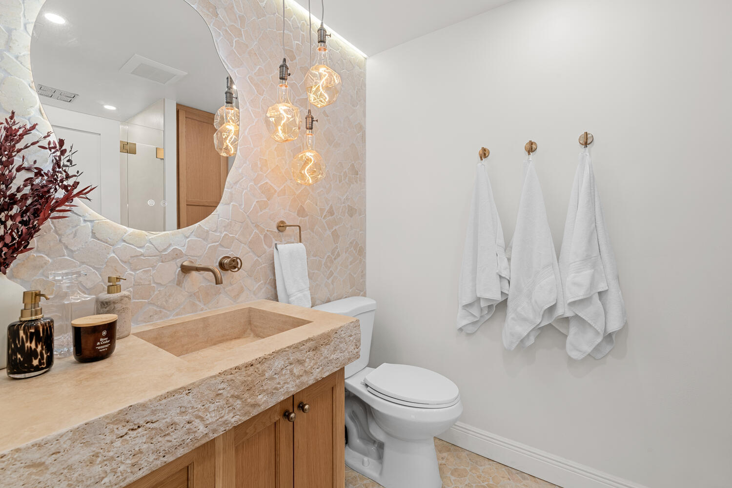 BEDFORD MEWS AT WELLINGTON - Residential