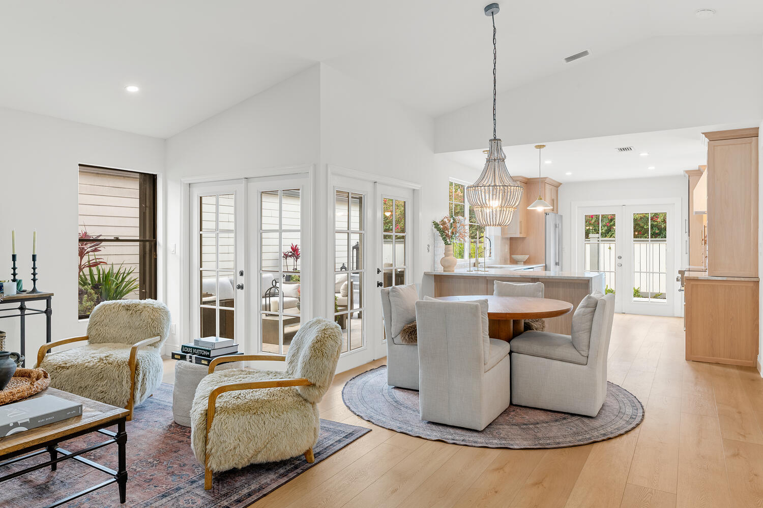 BEDFORD MEWS AT WELLINGTON - Residential