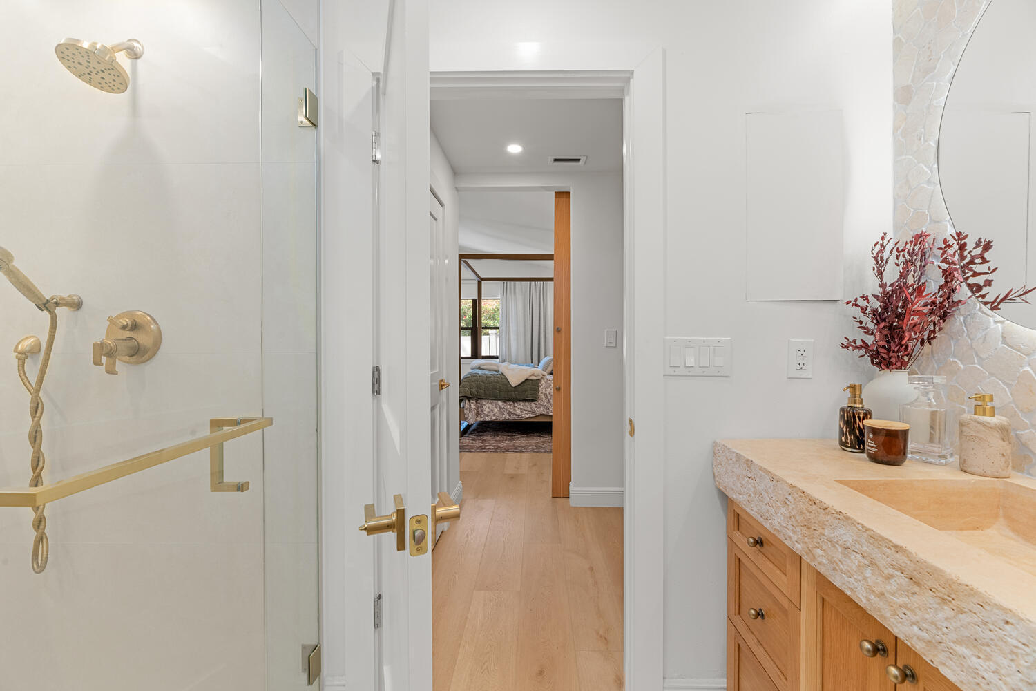 BEDFORD MEWS AT WELLINGTON - Residential