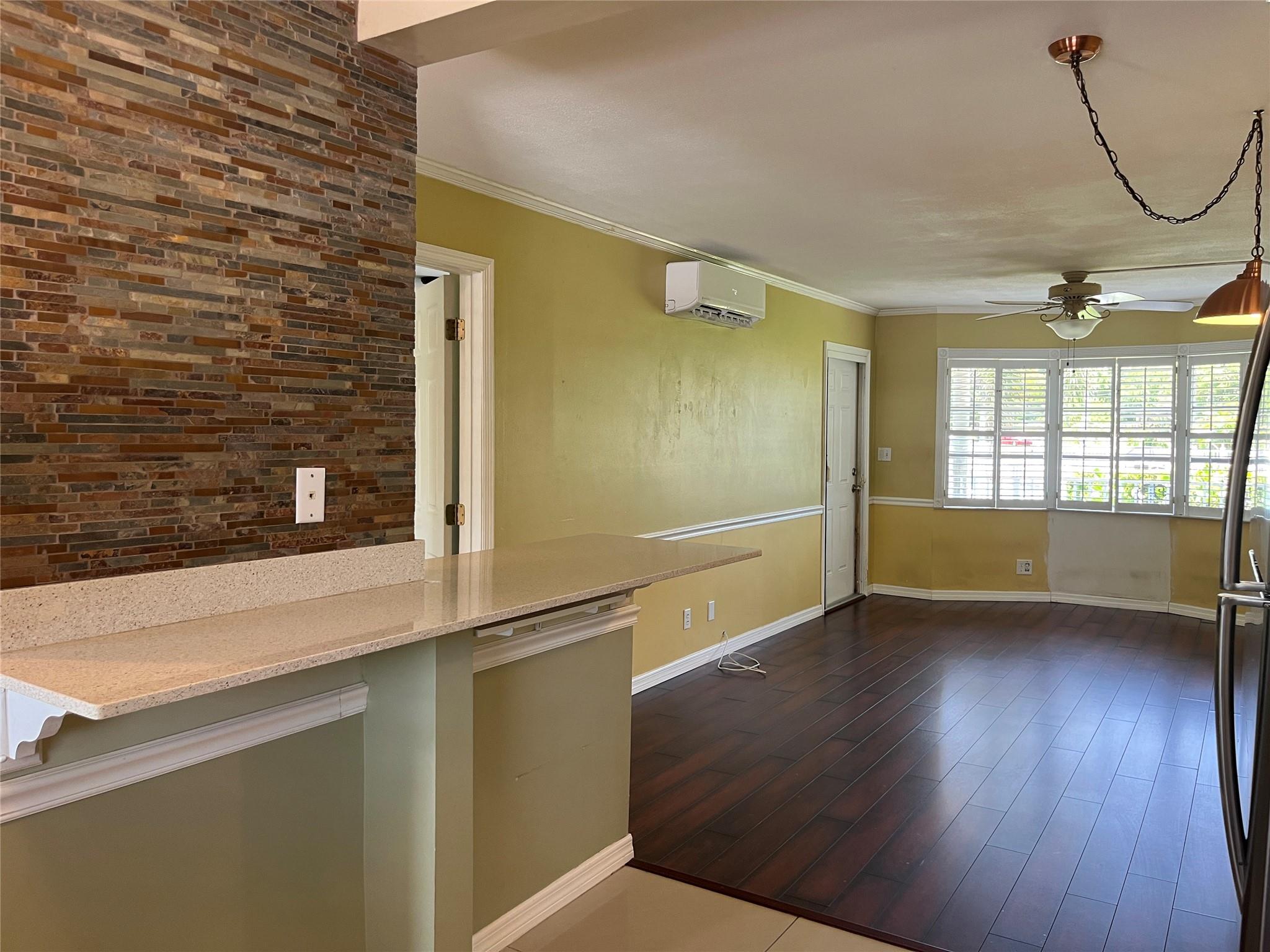 1445 SE 15 CT 102