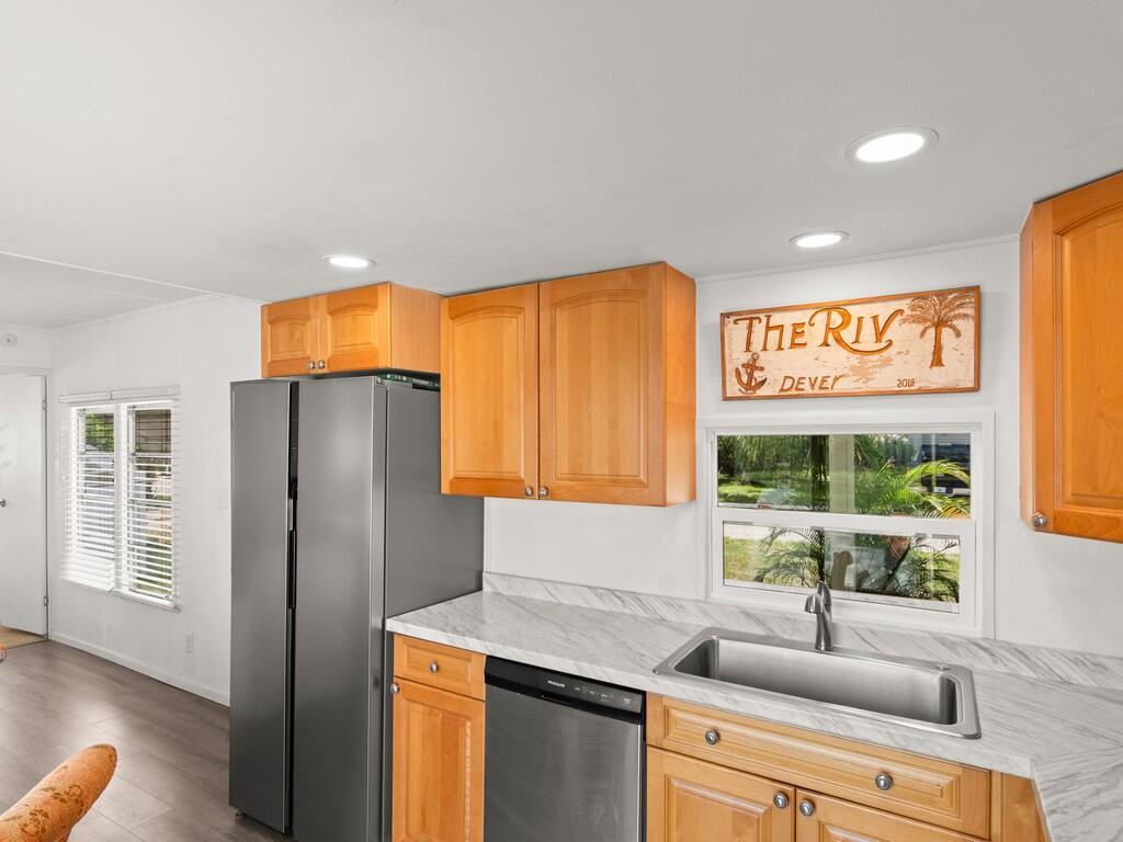 Glass-Jenkins - Residential