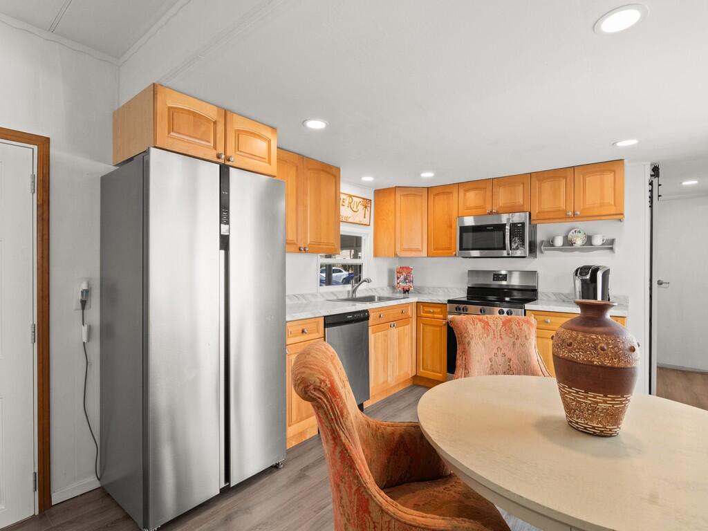 Glass-Jenkins - Residential