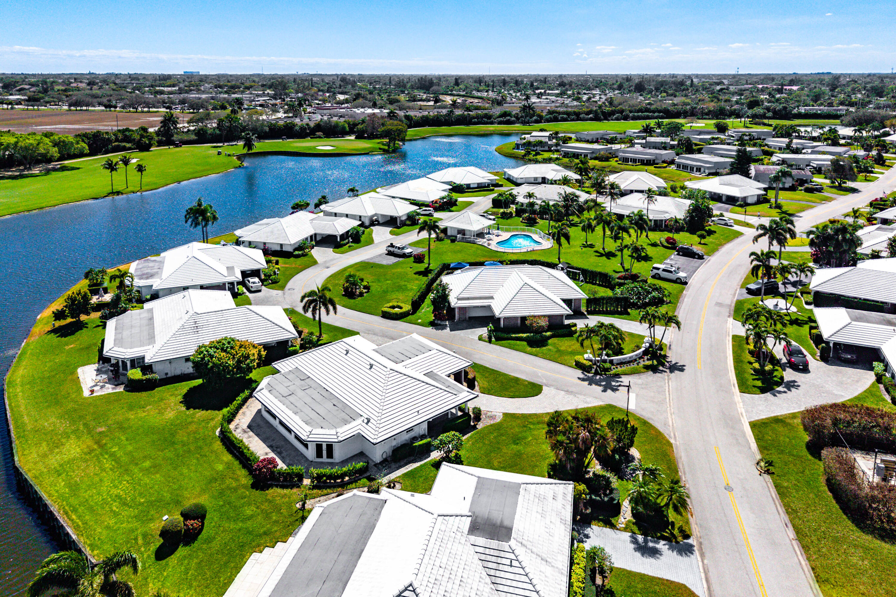 COLONY KEY VILLAS AT ATLANTIS - Residential