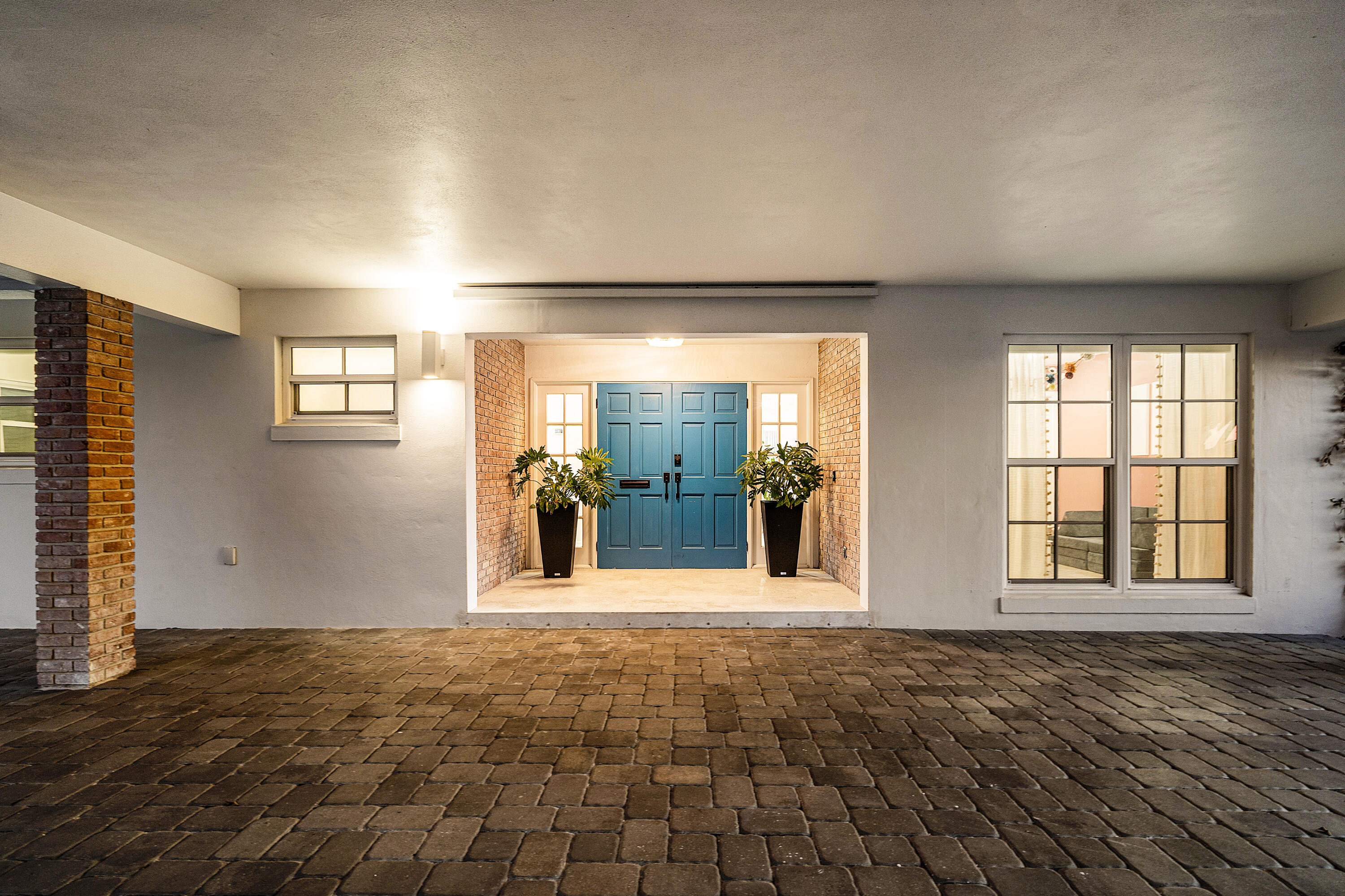 COLONY KEY VILLAS AT ATLANTIS - Residential