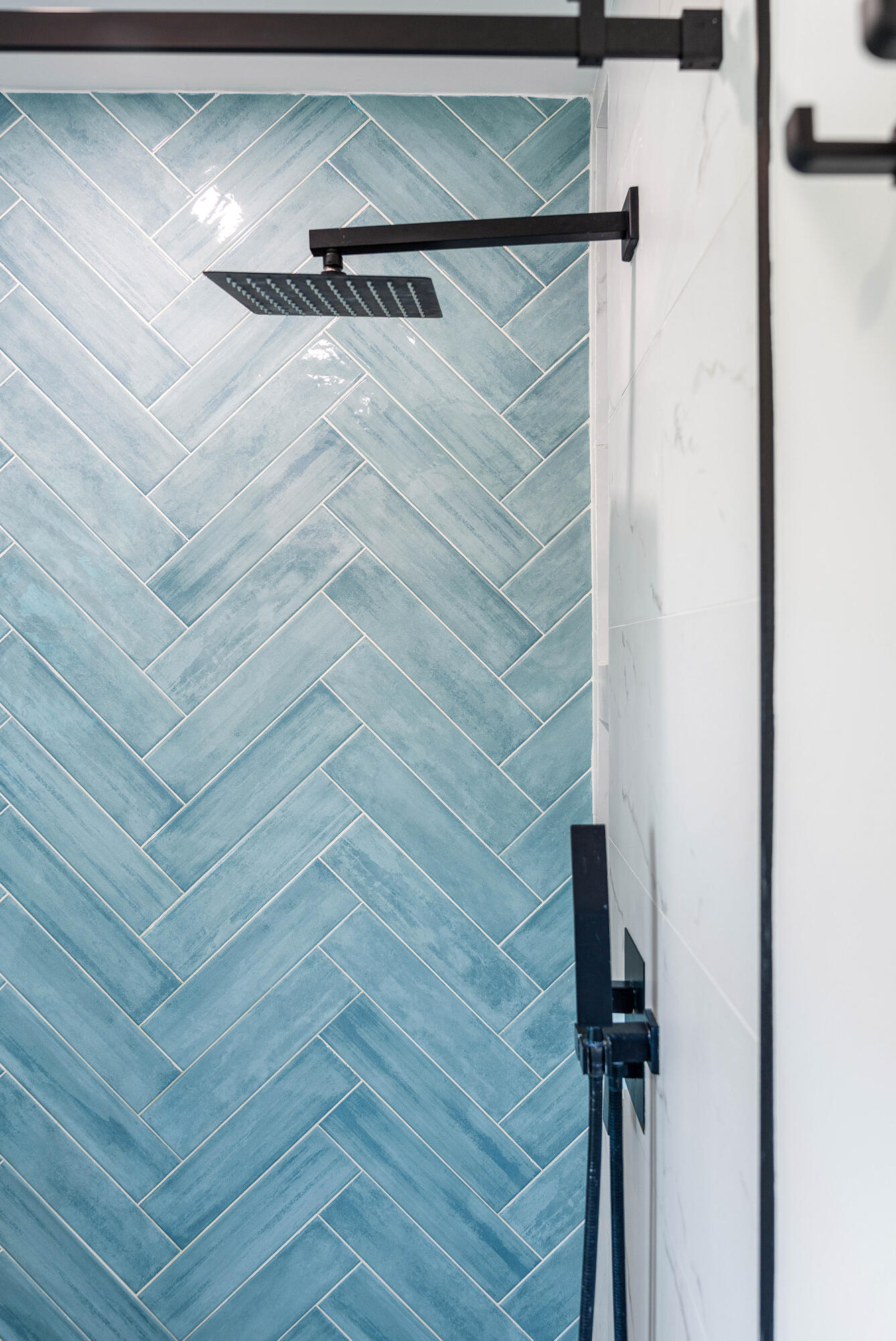 COLONY KEY VILLAS AT ATLANTIS - Residential